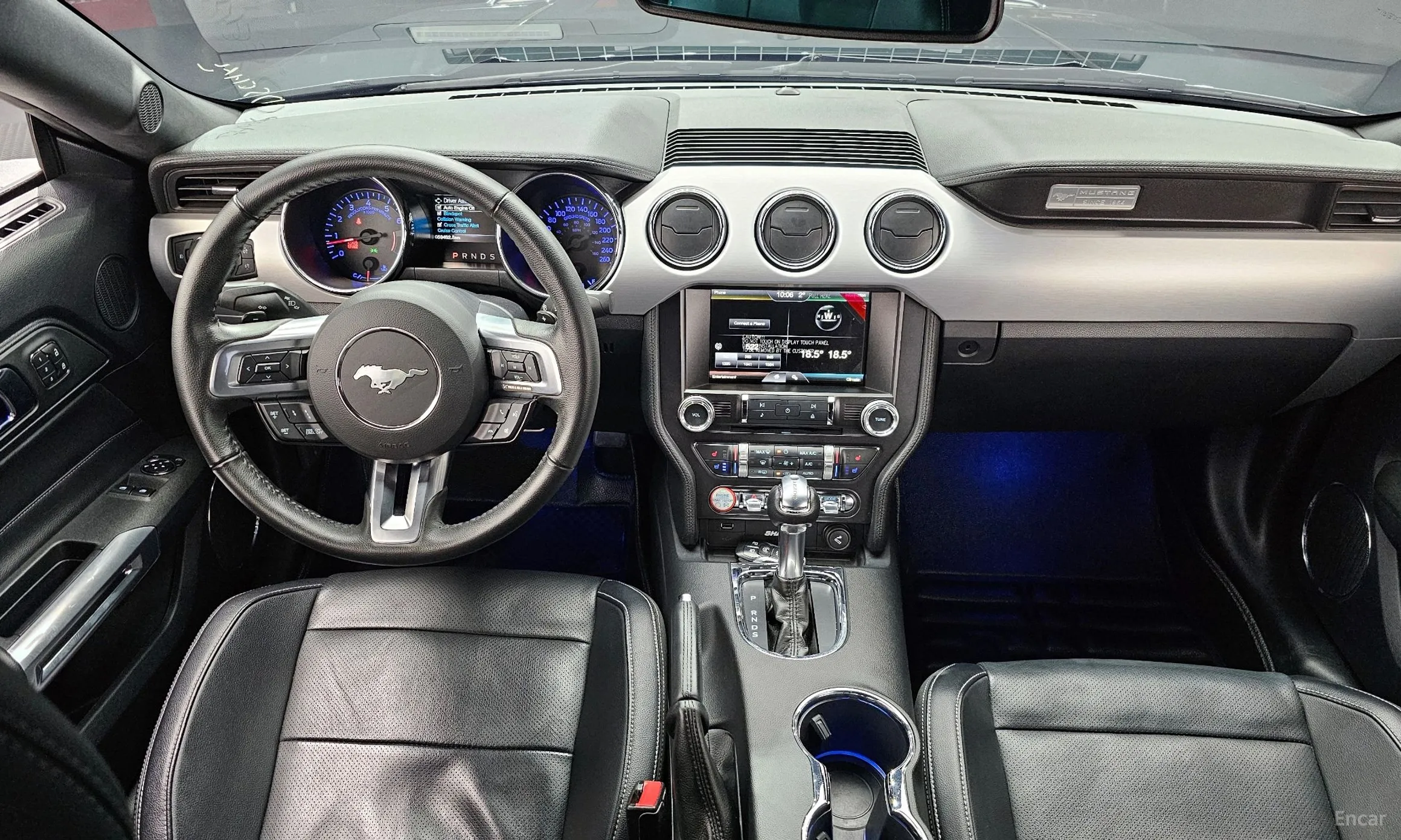 Ford Mustang превью 7