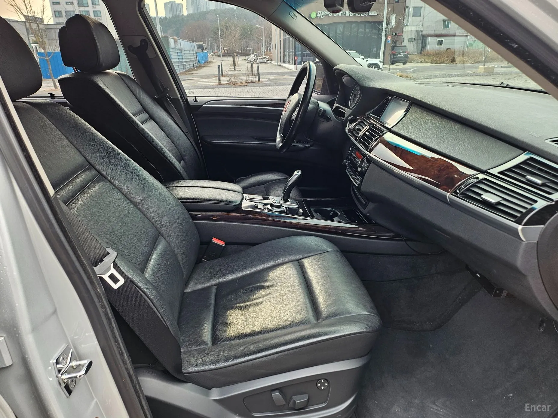 BMW X5 (E70) превью 14