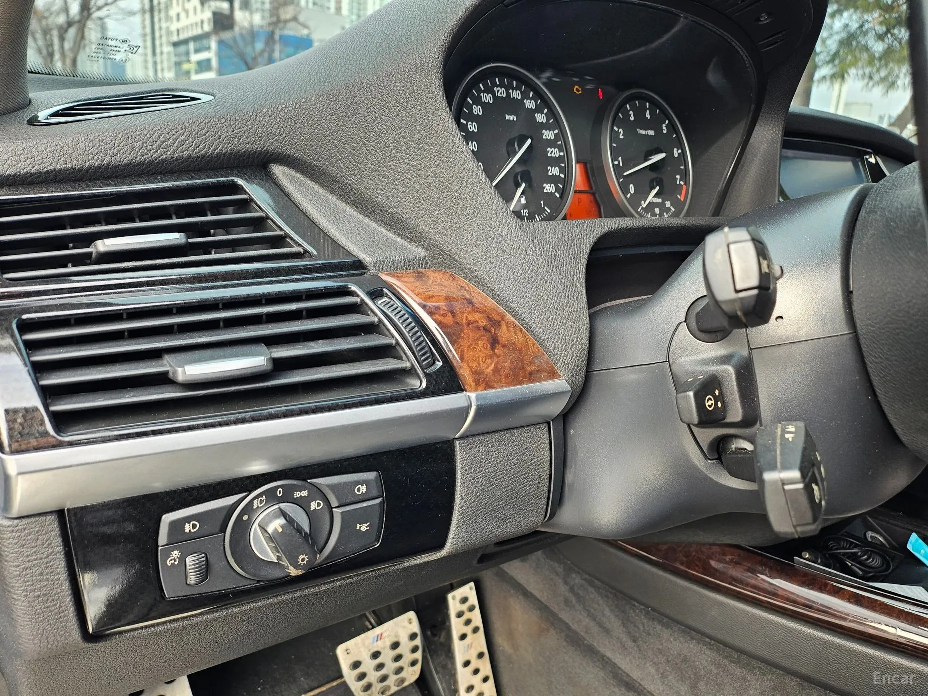 BMW X5 (E70) превью 20