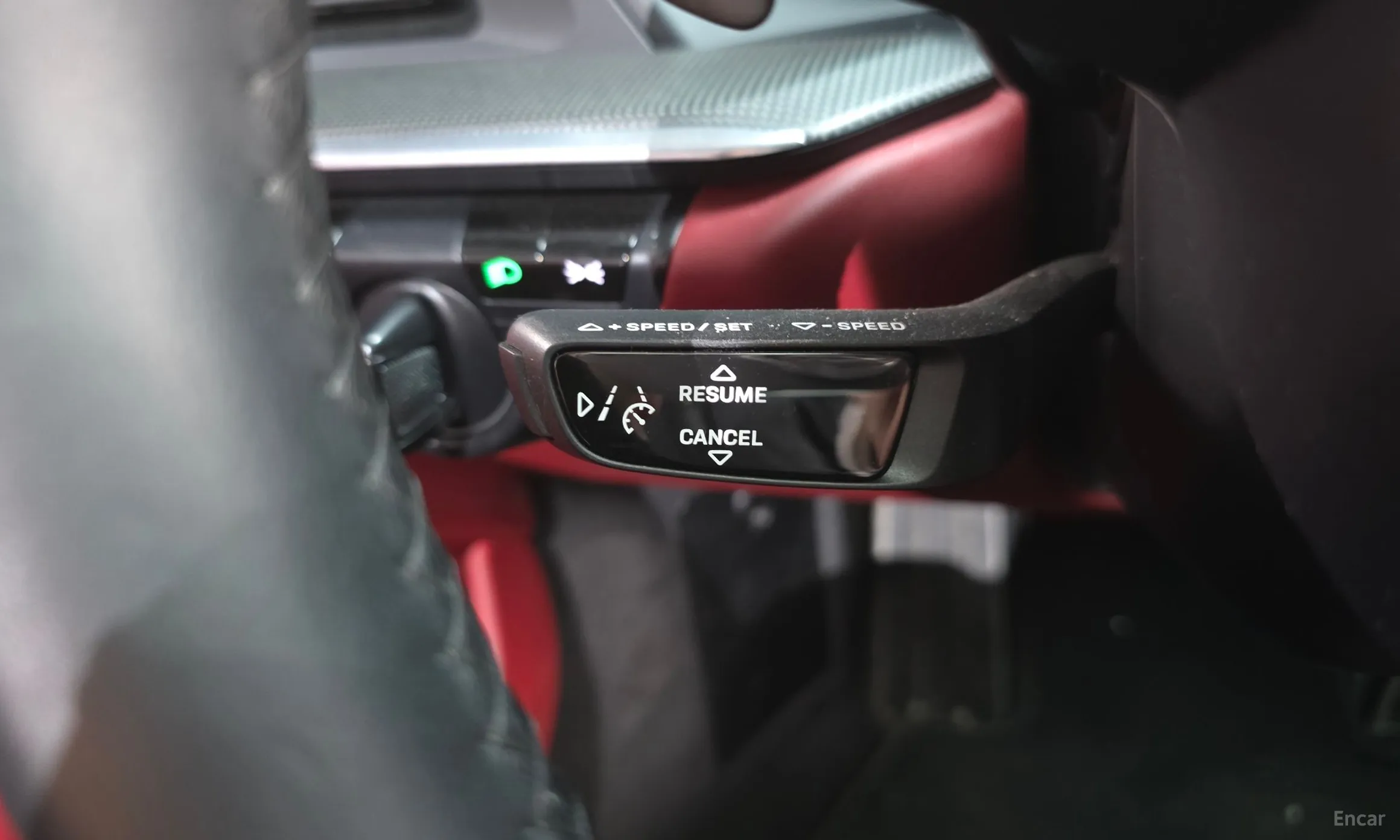 Porsche 911 (992) превью 13