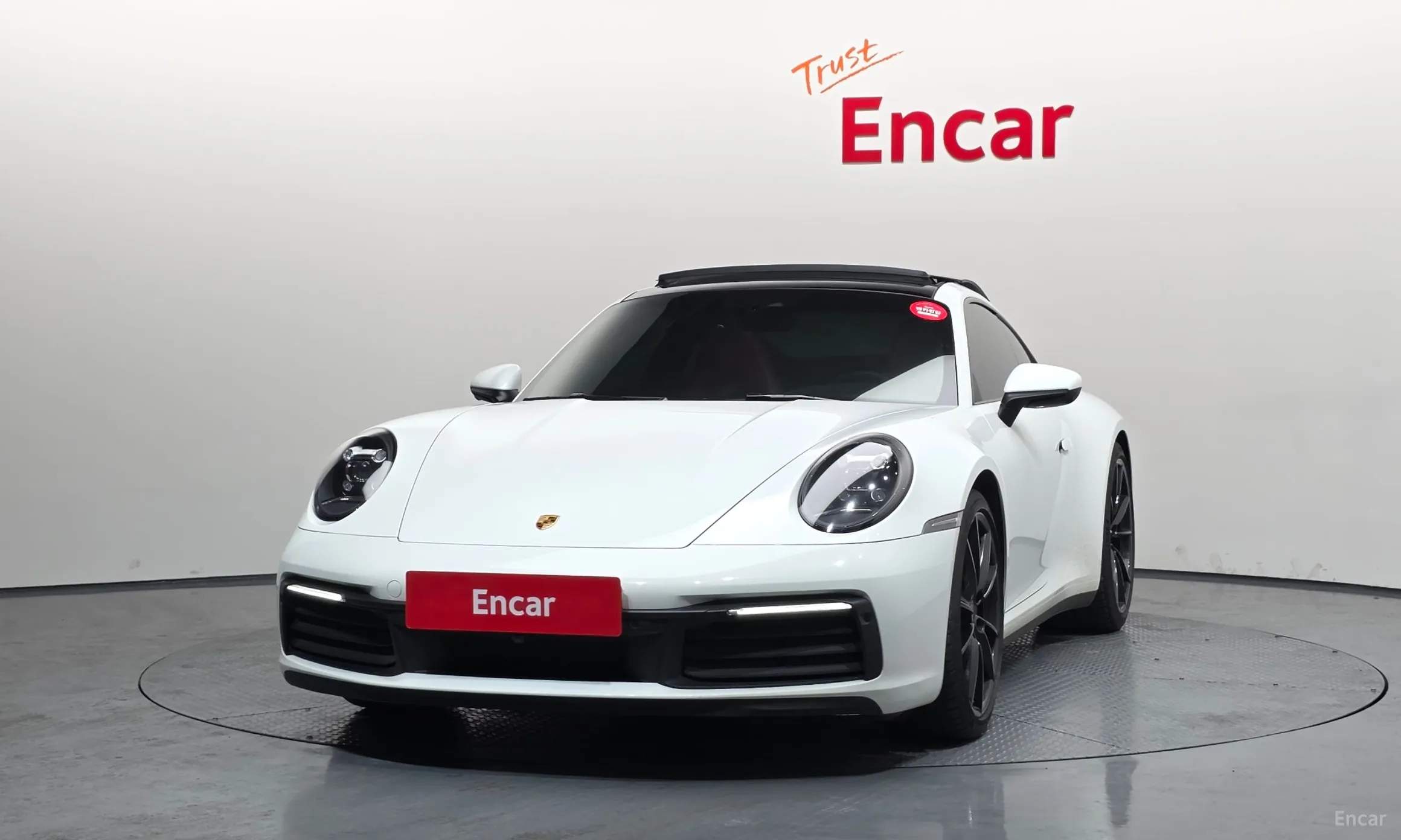 Porsche 911 (992) превью 3