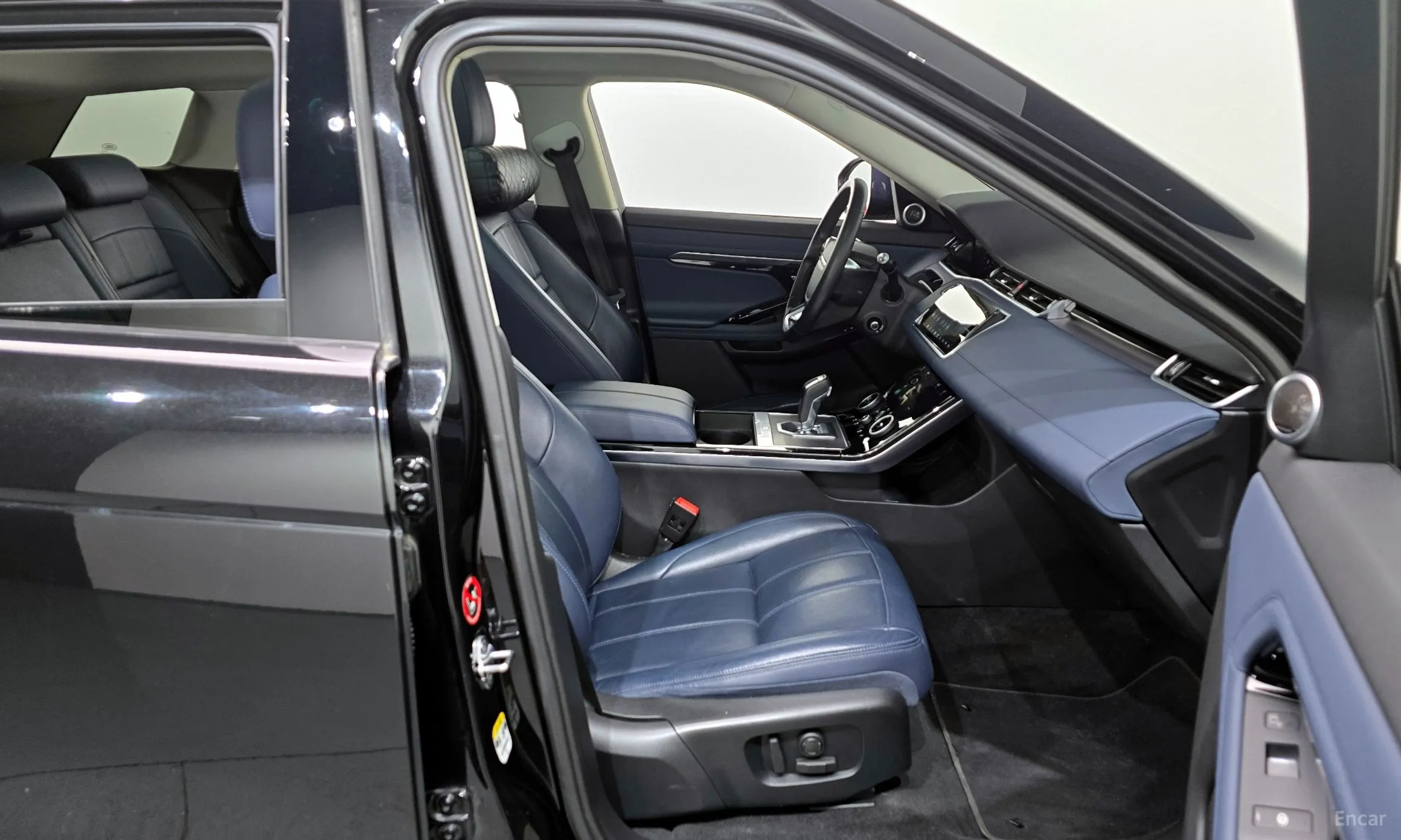 Land Rover Range Rover Evoque 2nd Generation превью 11