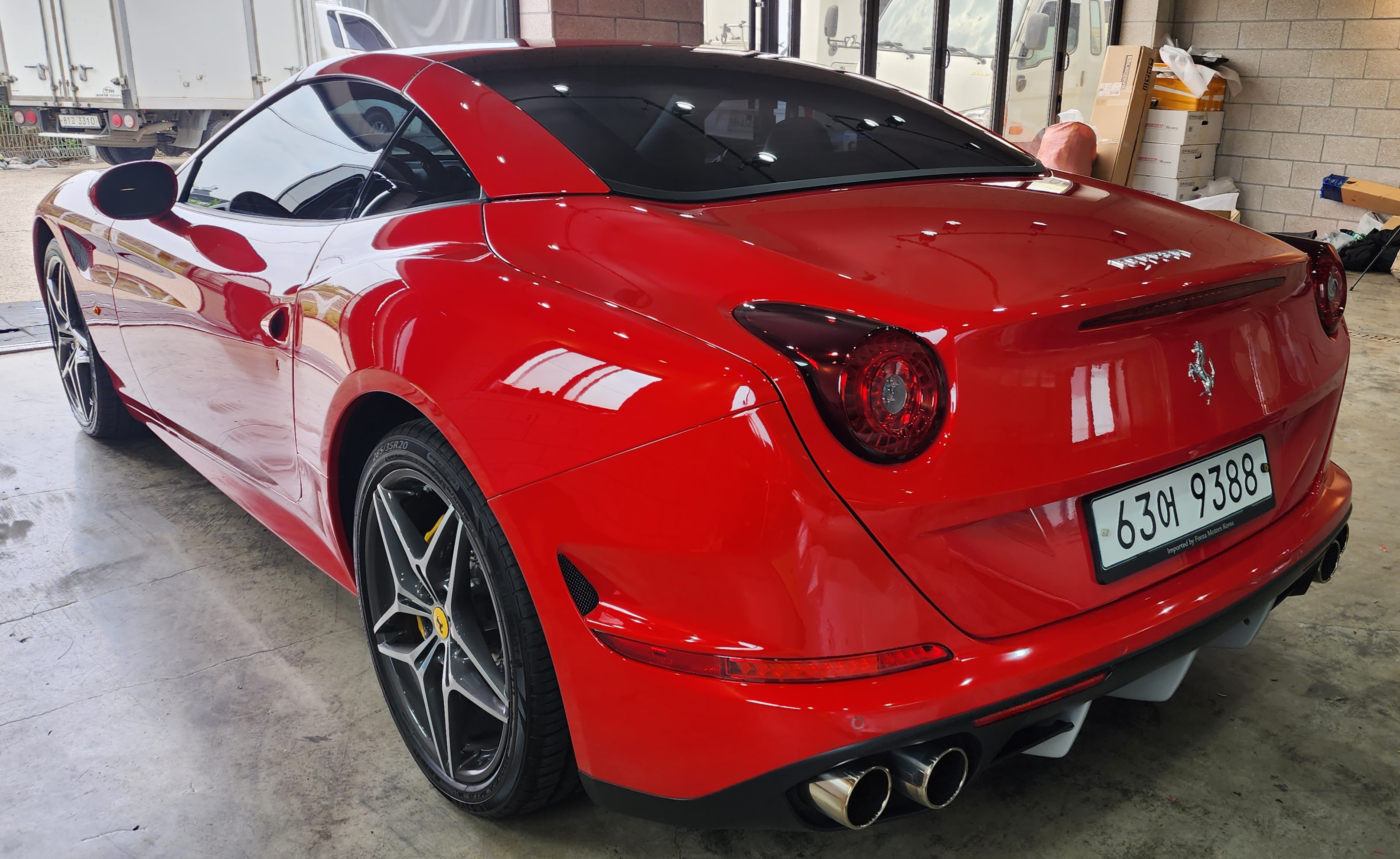 Ferrari California
