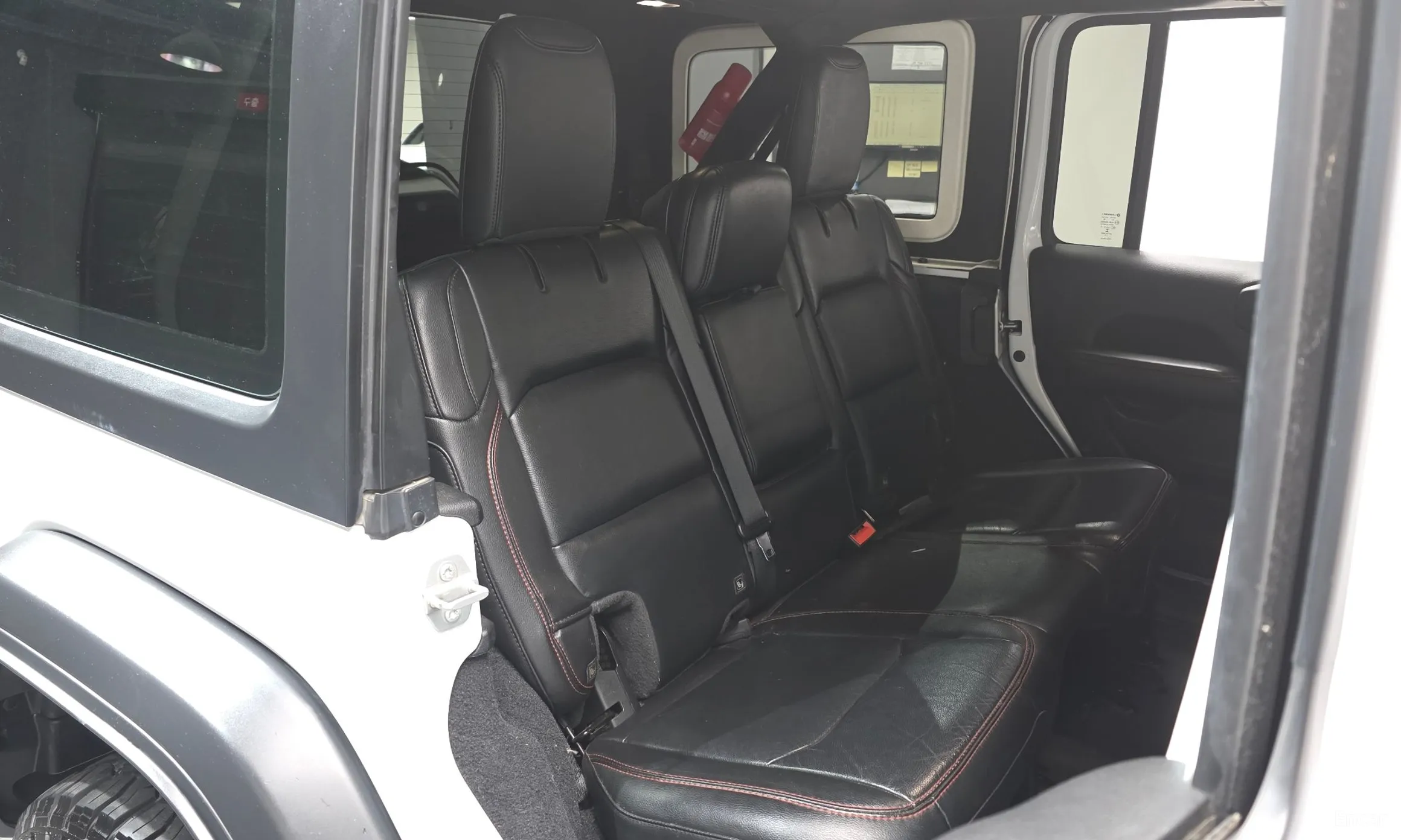 Jeep Wrangler (JL) превью 11