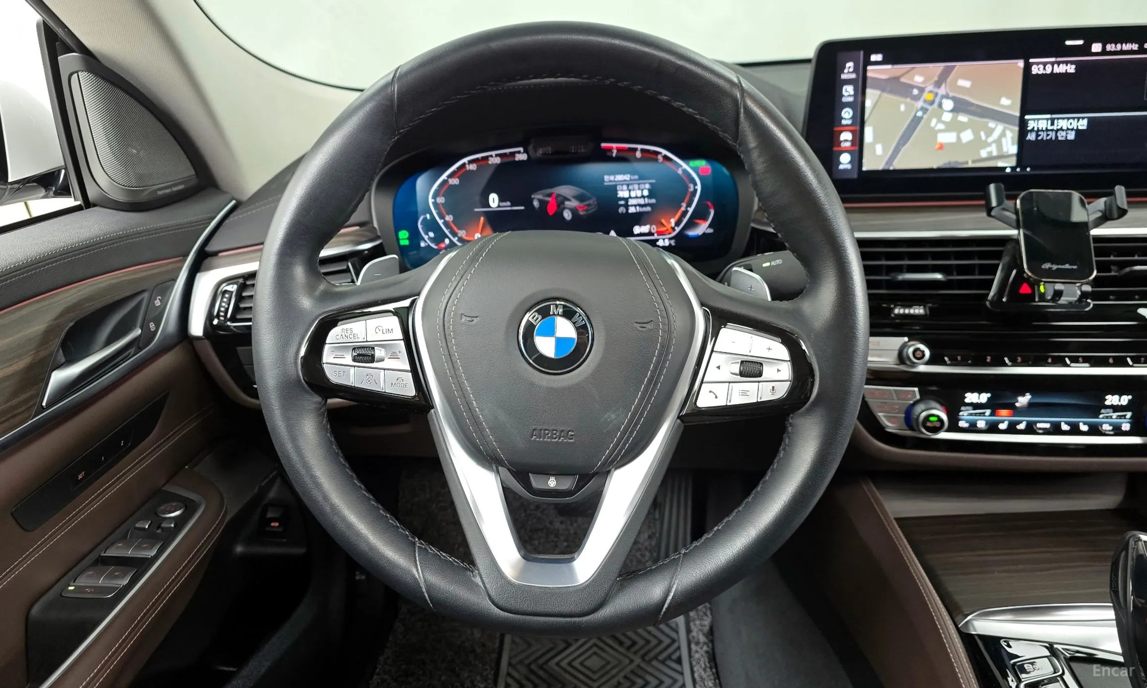 BMW 6-Series GT (G32) превью 13