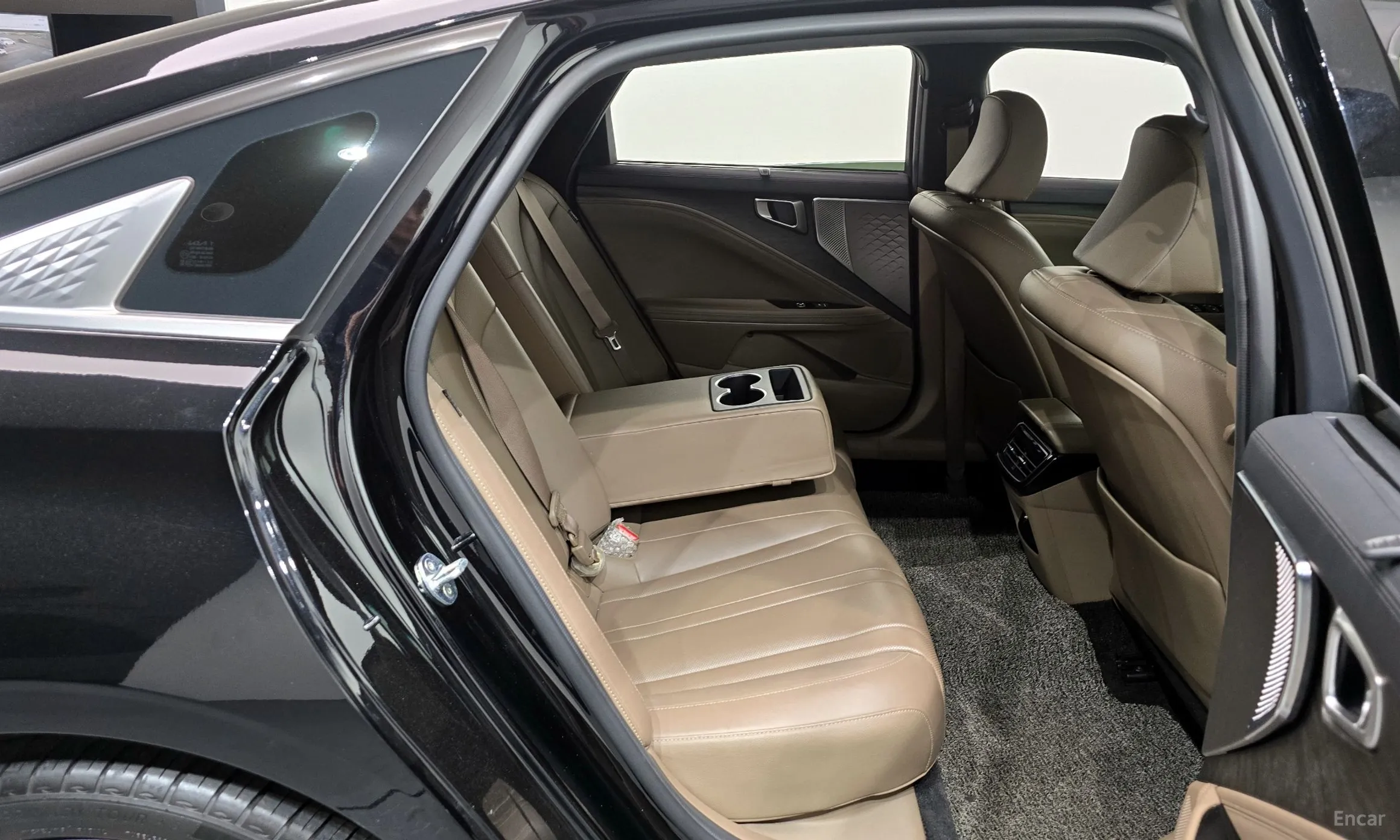Kia K8 превью 12