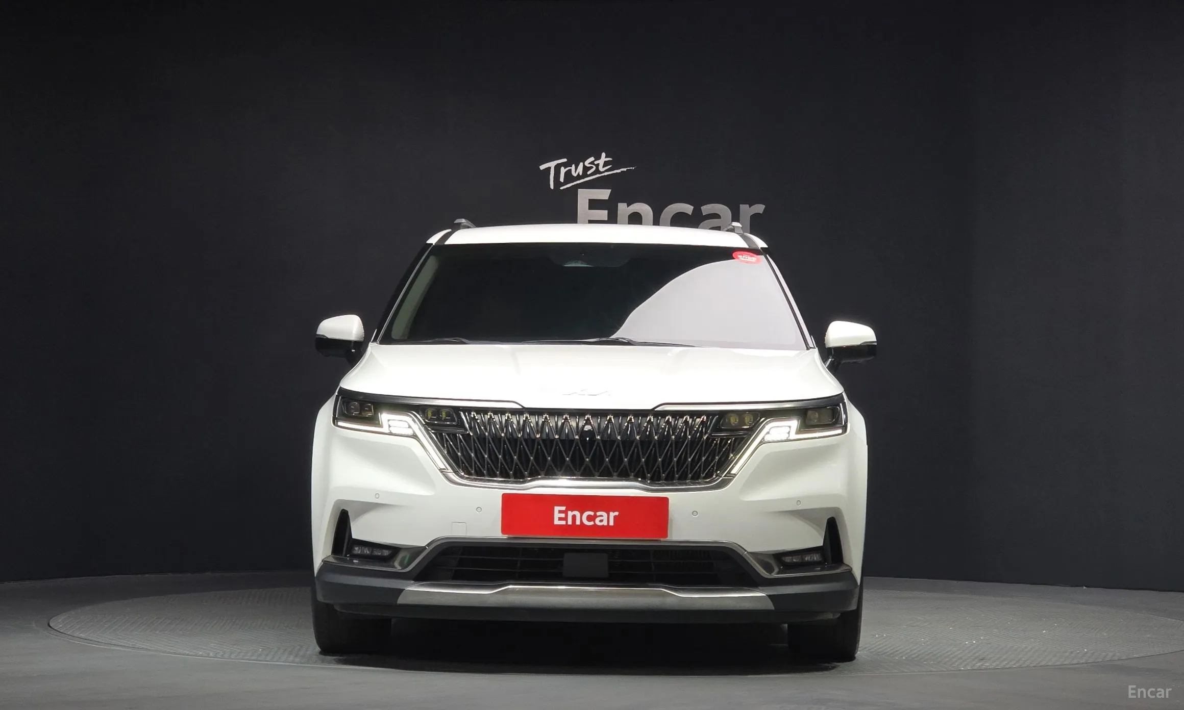 Kia Carnival Gen 4 превью 3