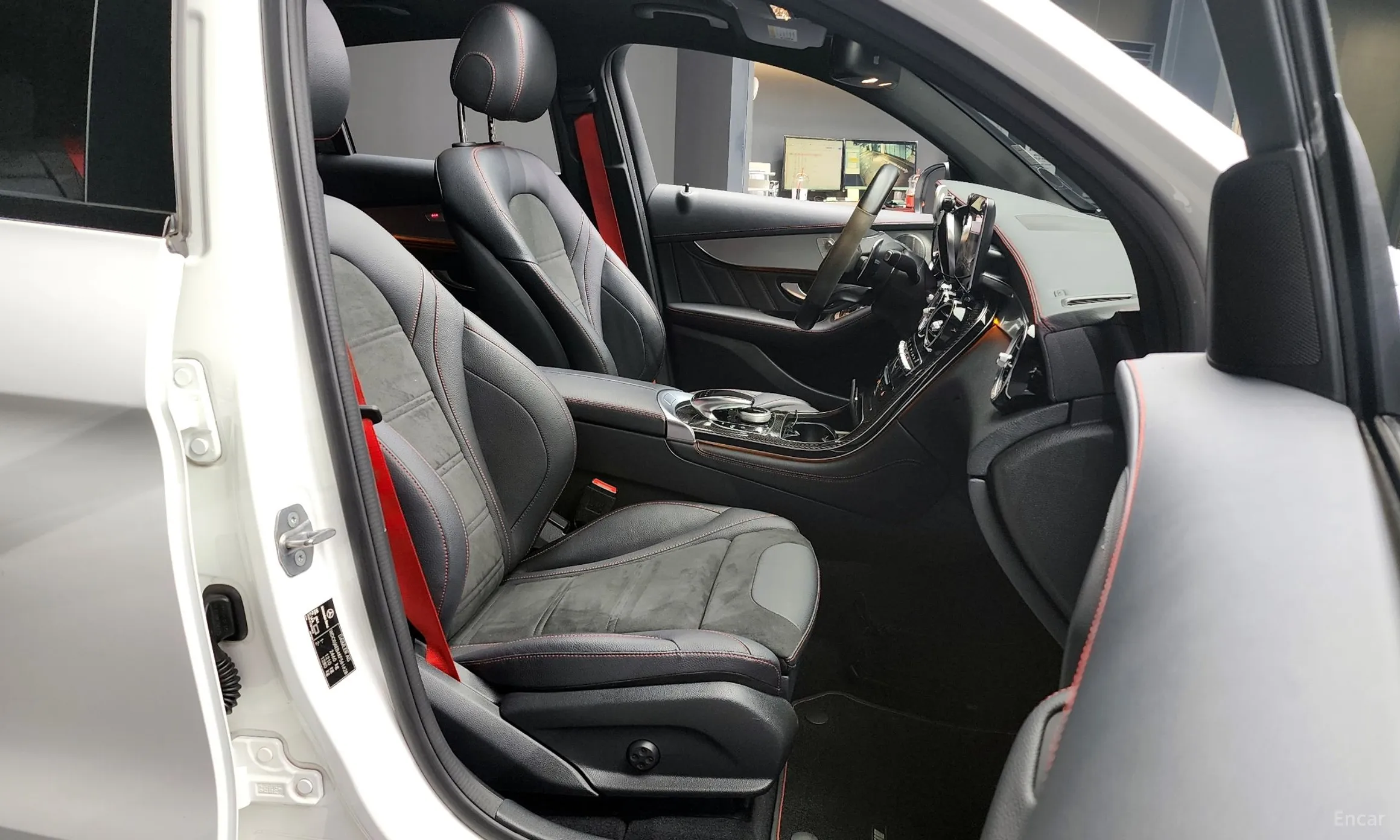 Mercedes Benz GLC-Class X253 превью 11