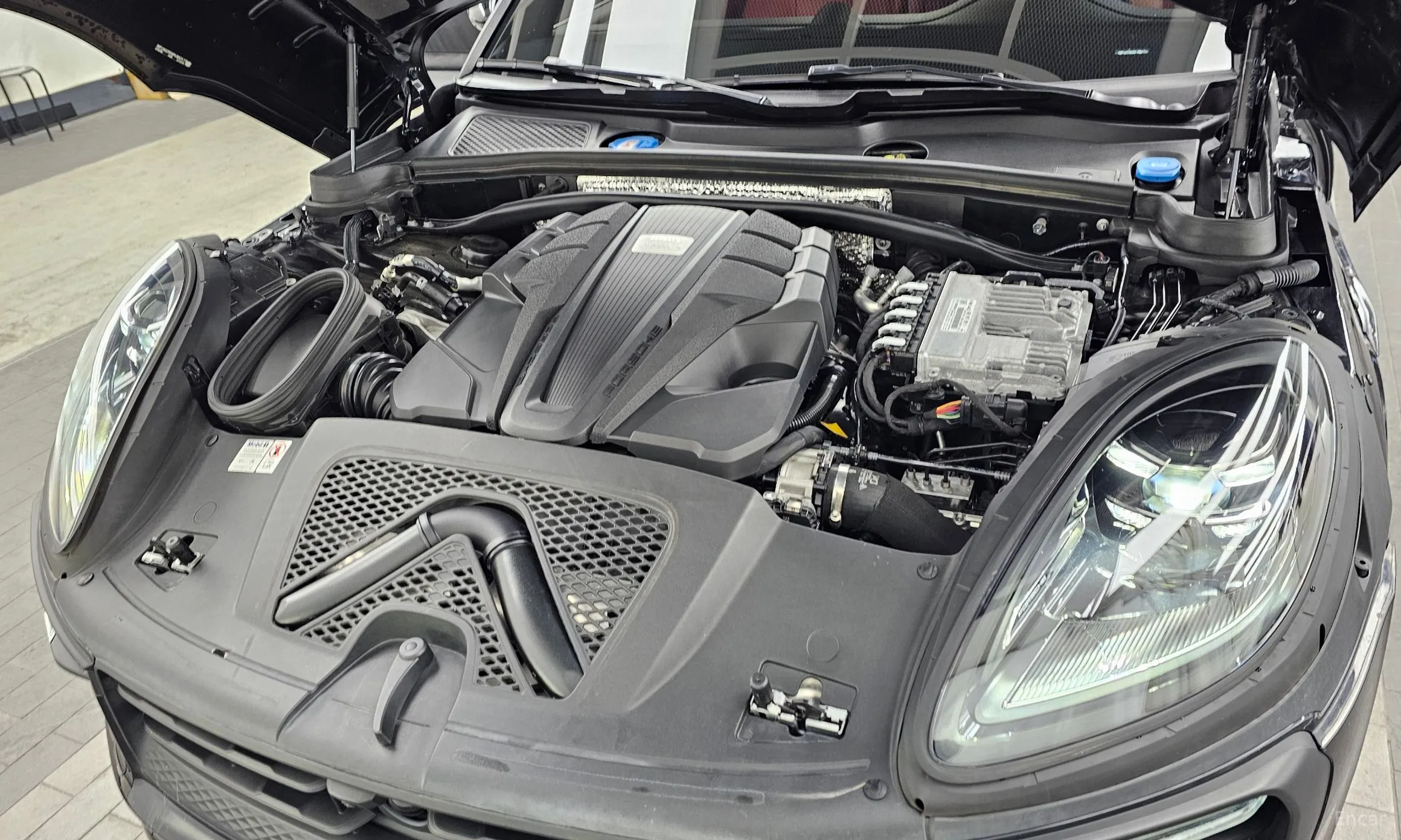 Porsche Macan превью 6