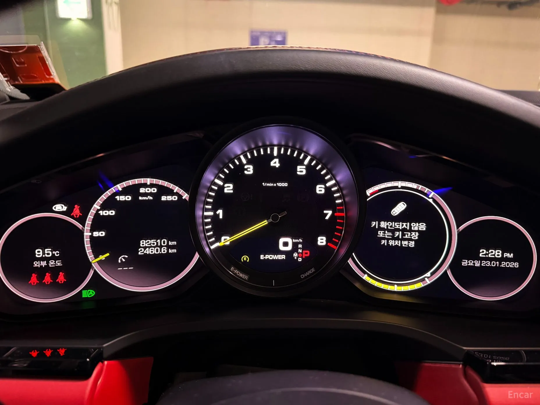 Porsche Cayenne (PO536) превью 12