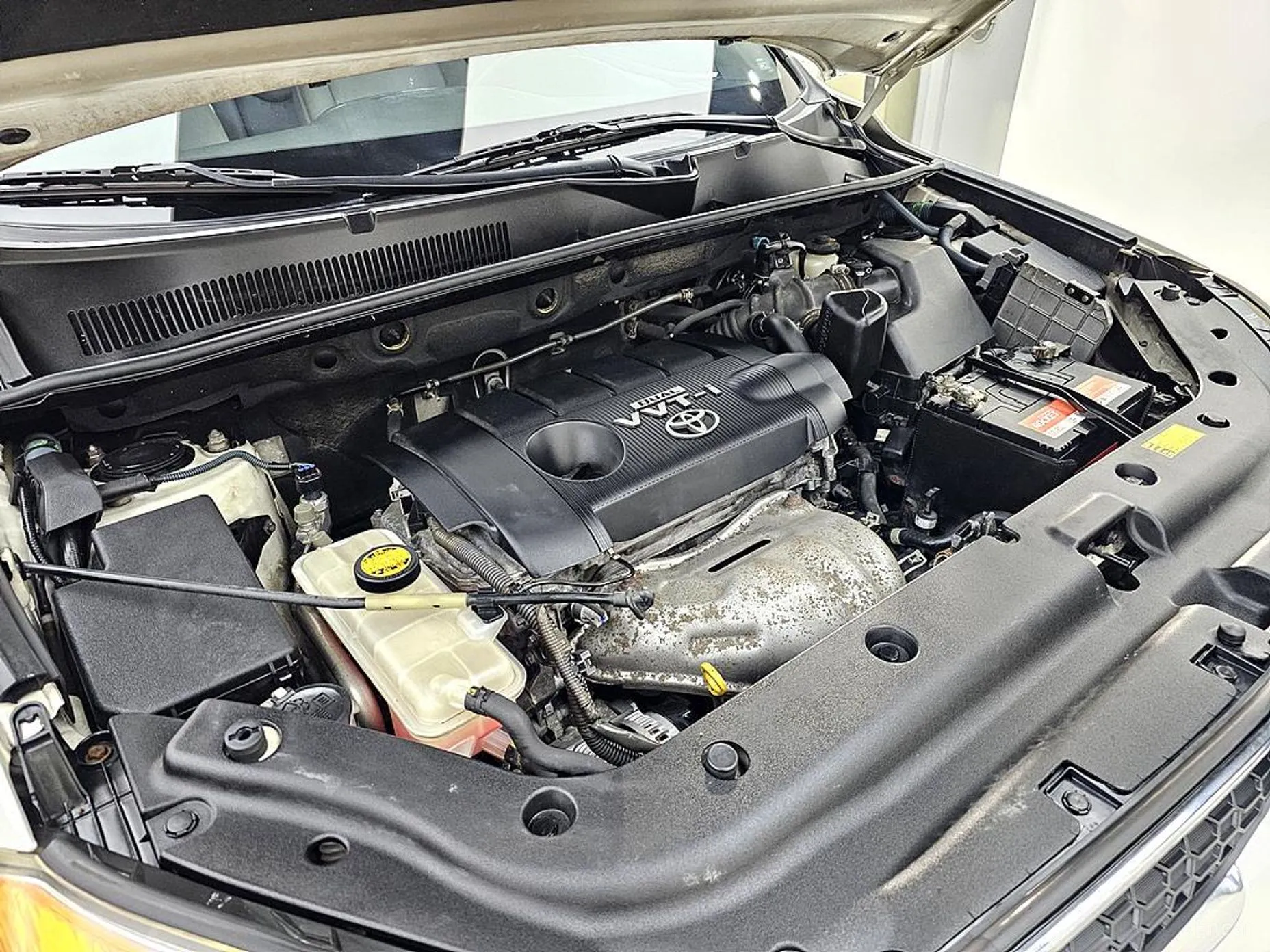 Toyota RAV4 превью 6