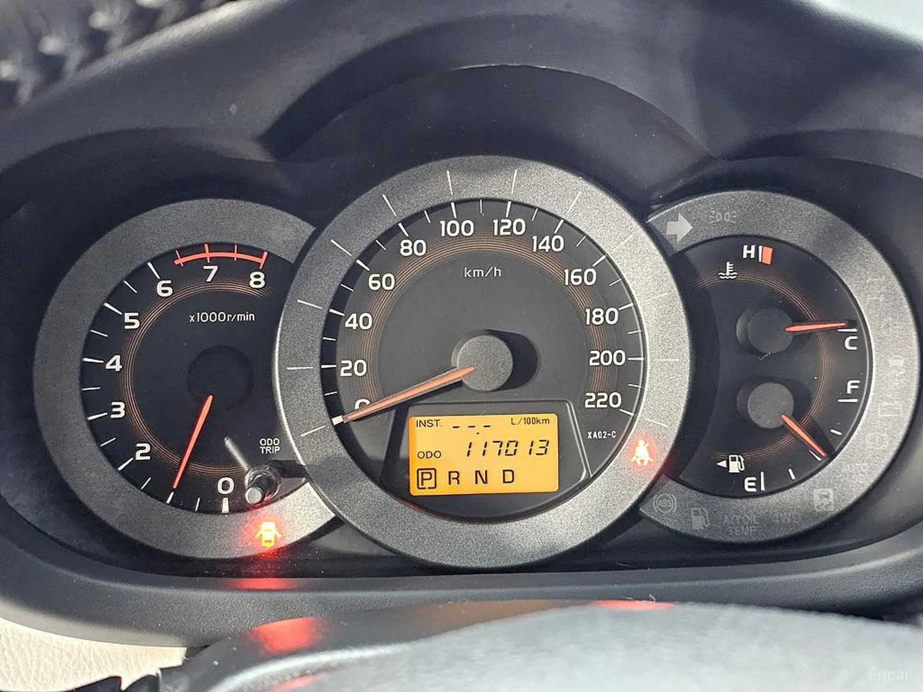 Toyota RAV4 превью 7