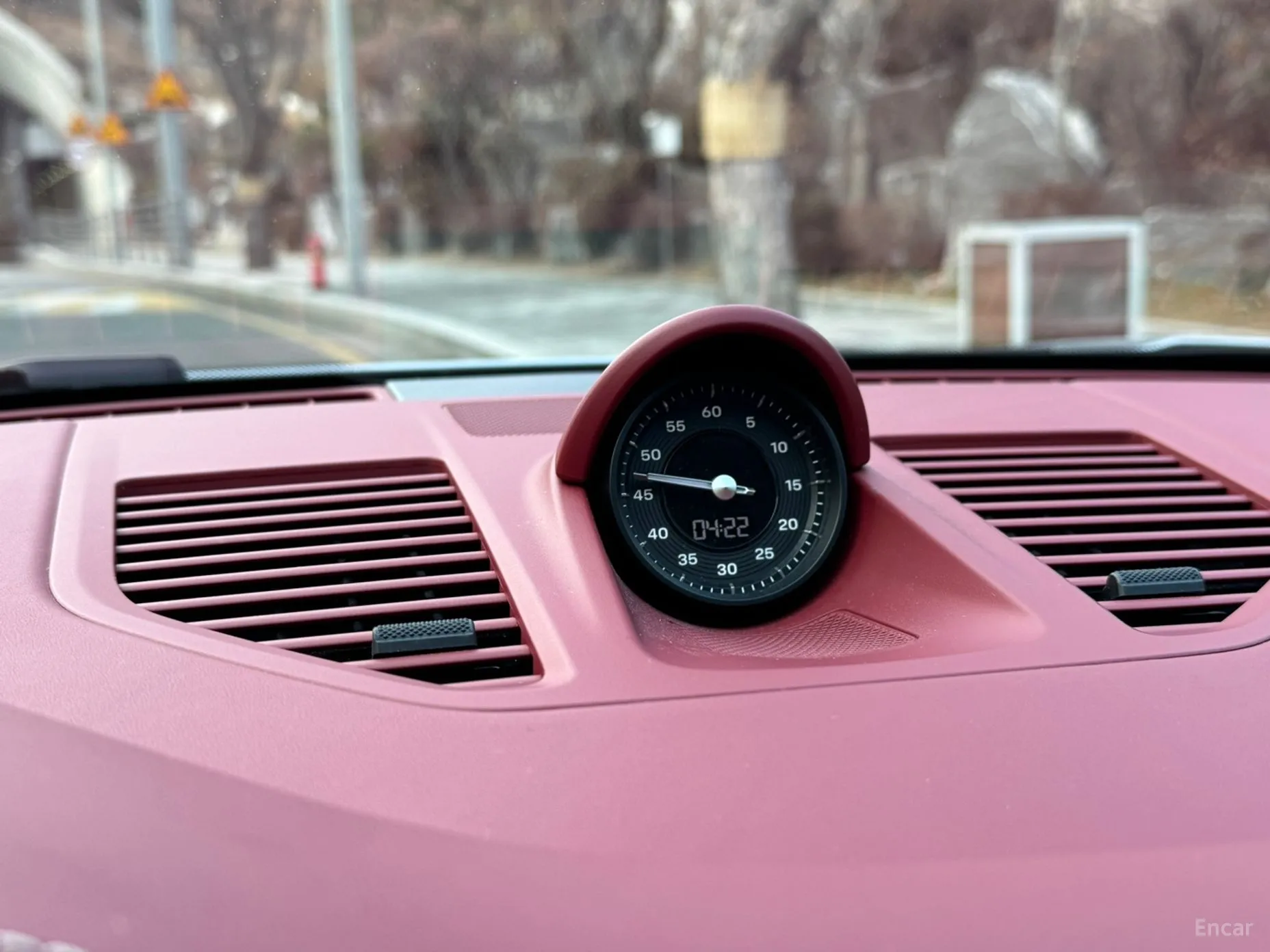 Porsche 911 (992) превью 16