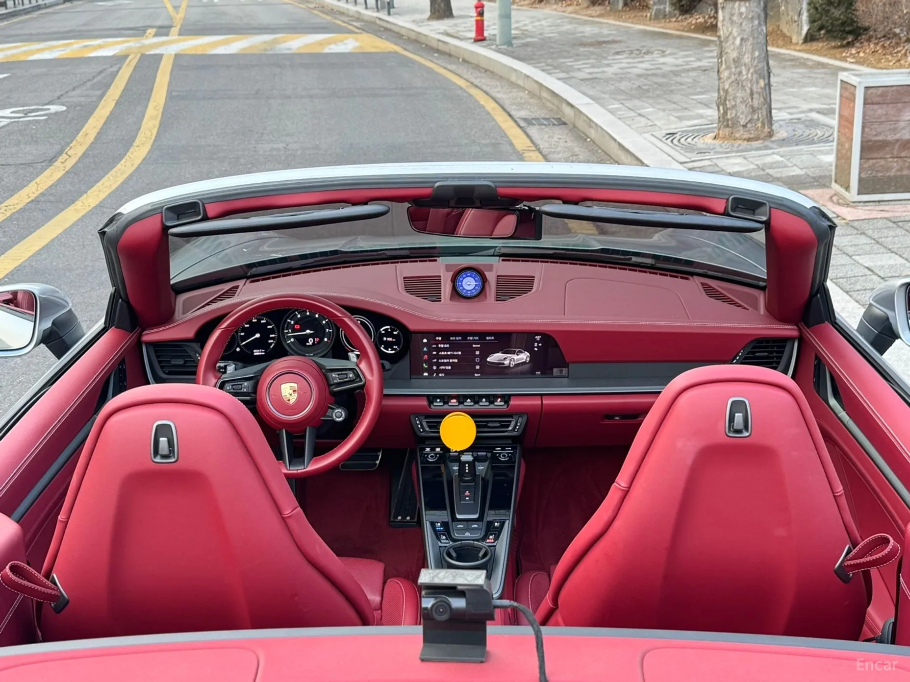 Porsche 911 (992) превью 17