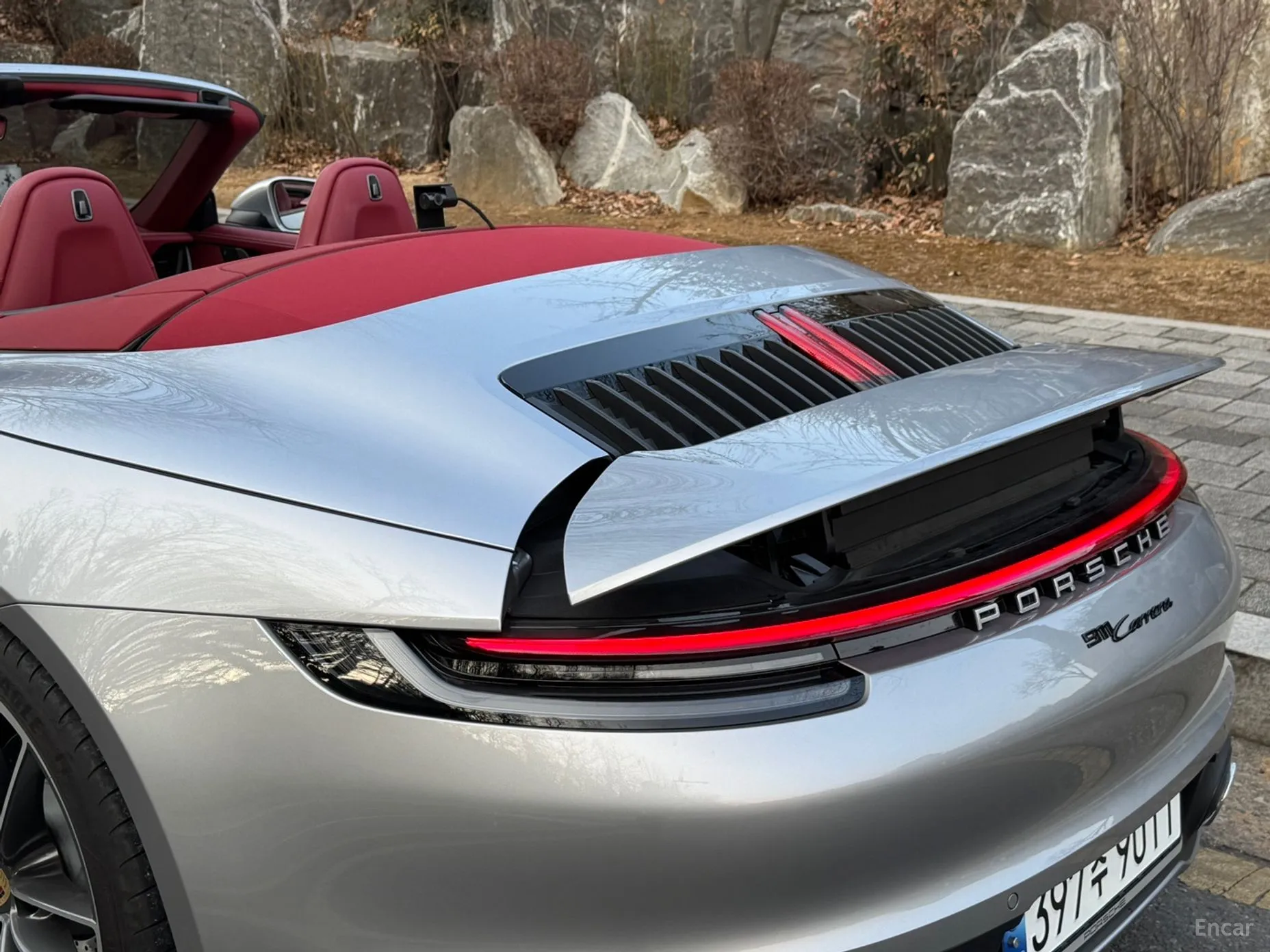 Porsche 911 (992) превью 18
