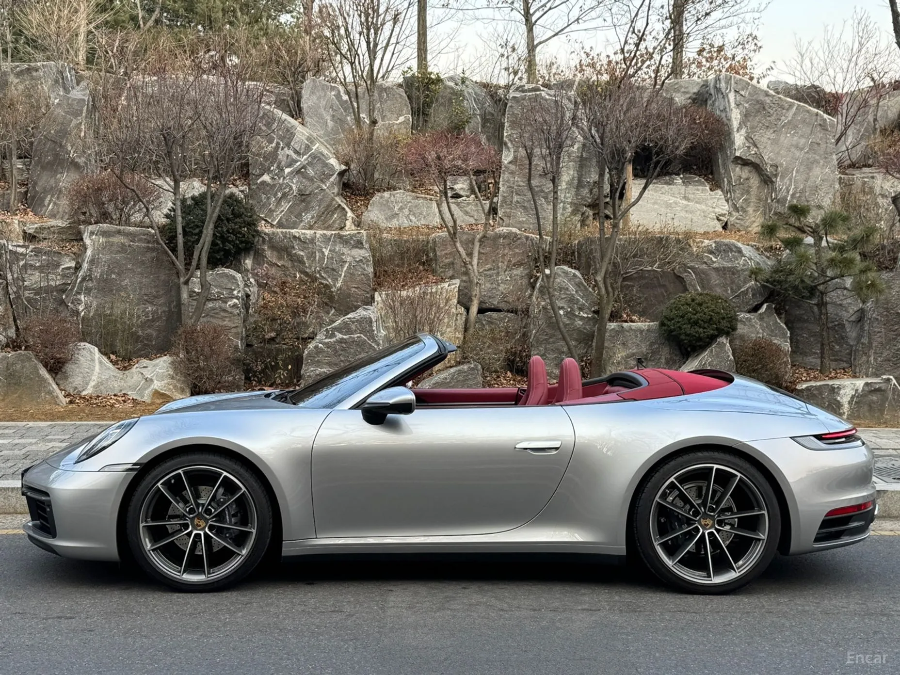 Porsche 911 (992) превью 19
