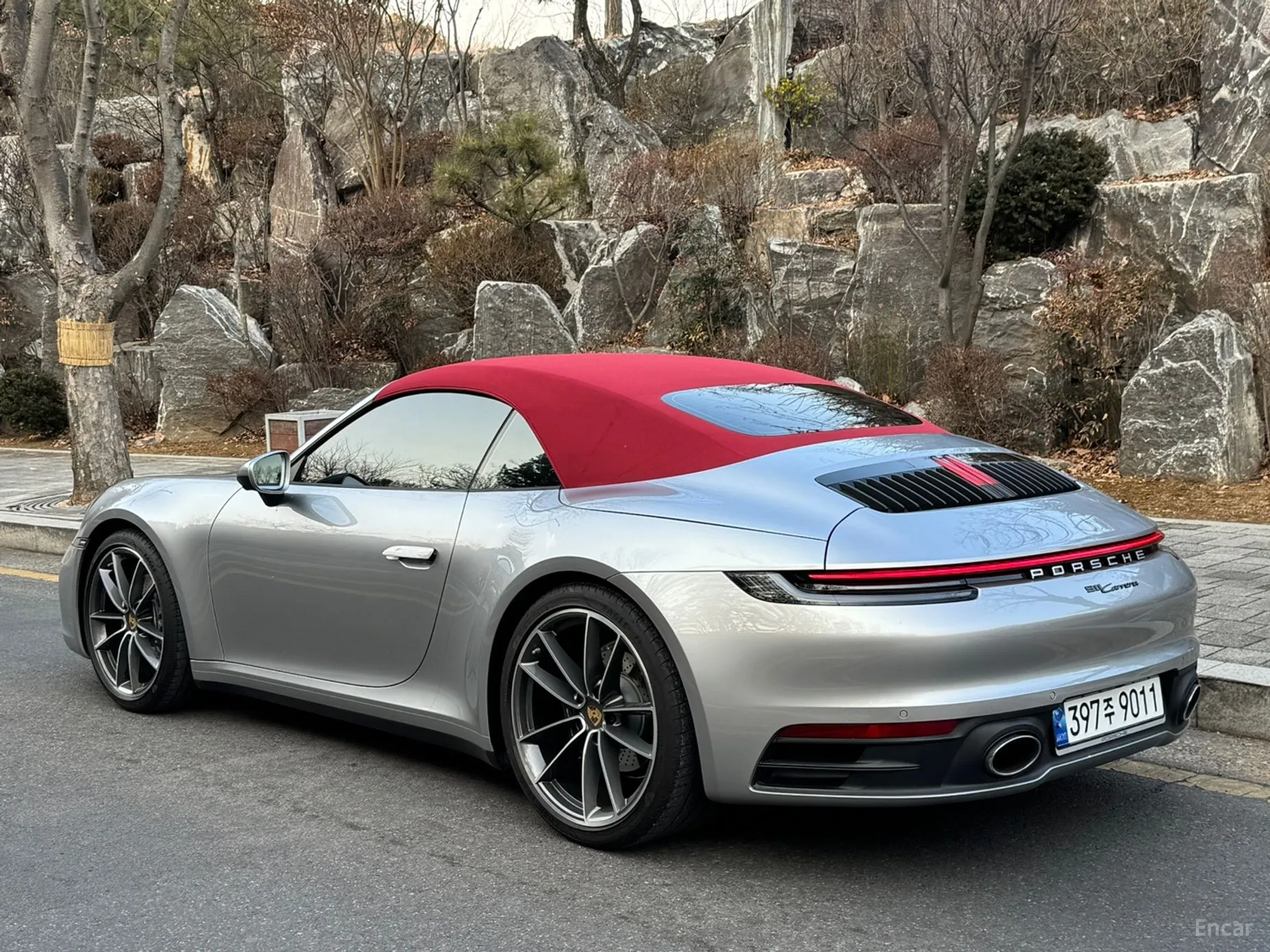 Porsche 911 (992) превью 4