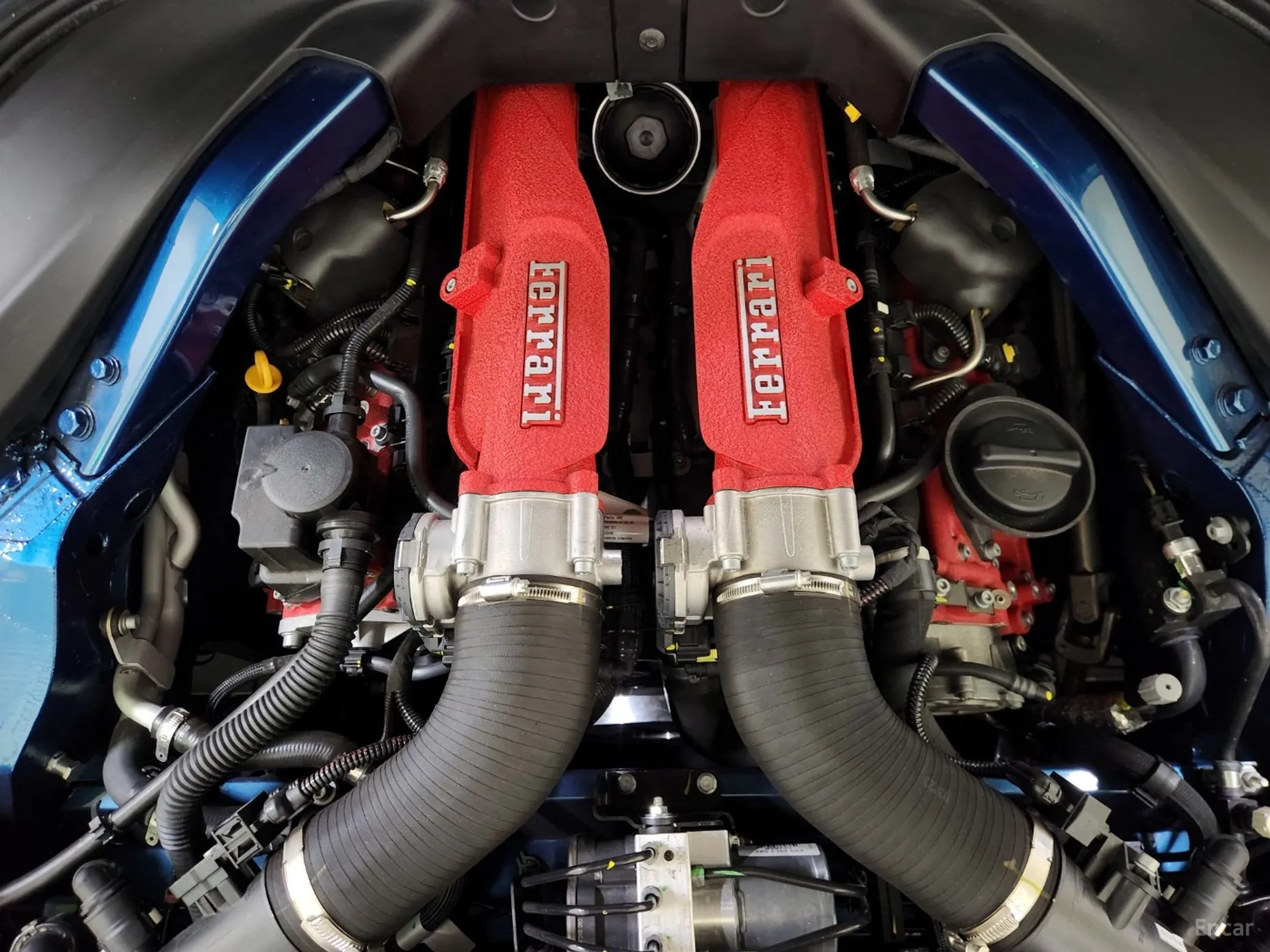 Ferrari Portofino превью 19