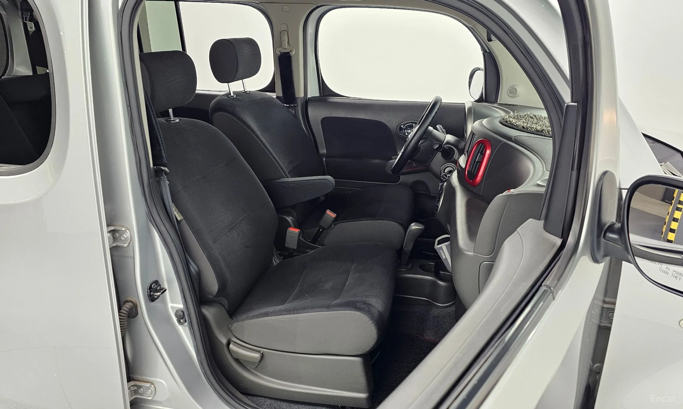 Nissan Cube превью 10