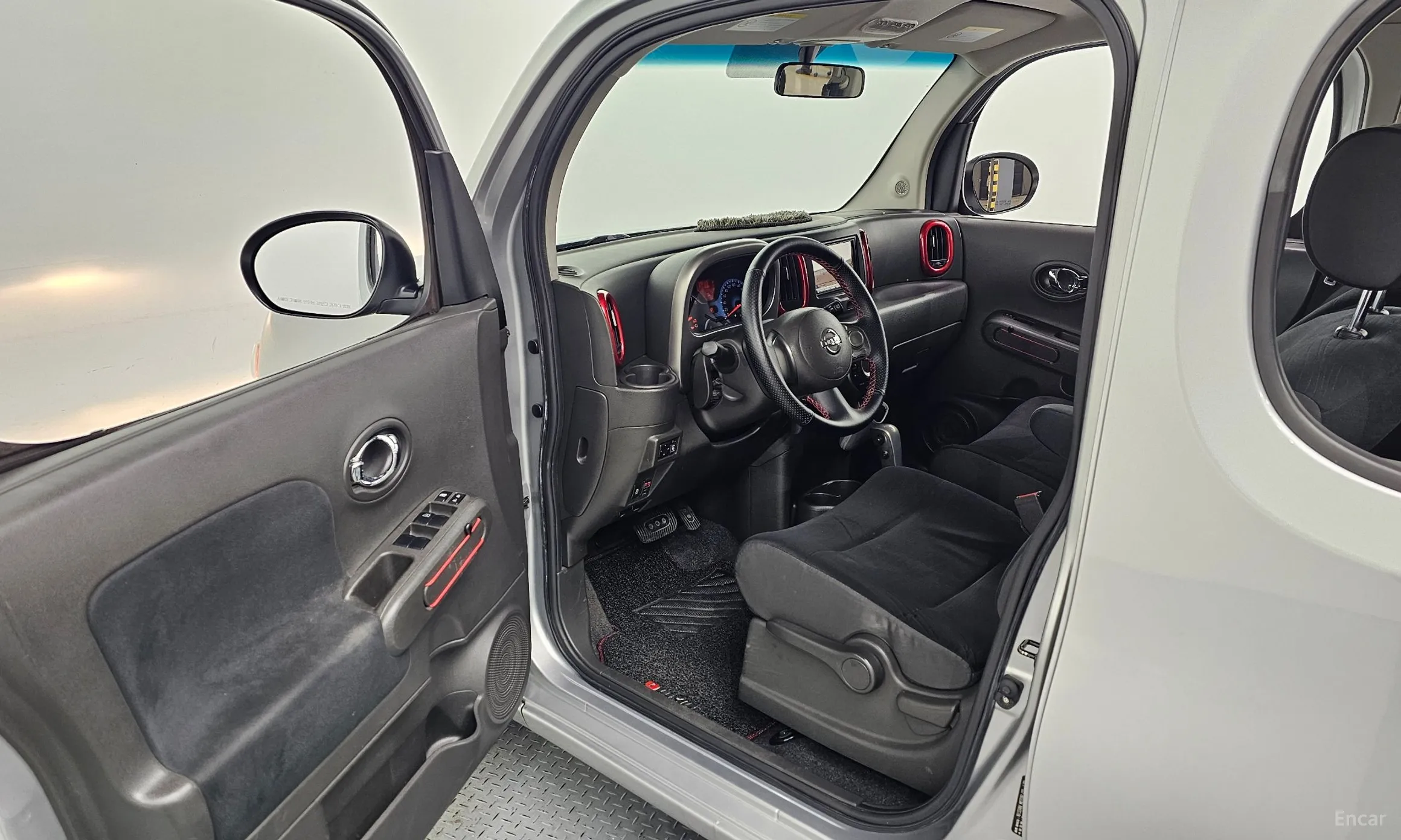 Nissan Cube превью 11