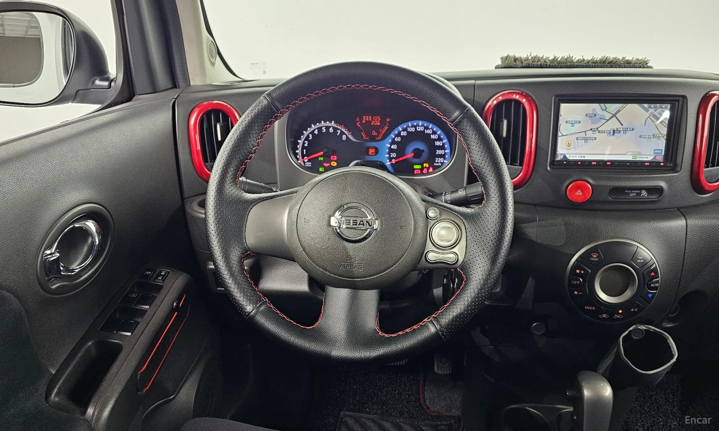 Nissan Cube превью 13