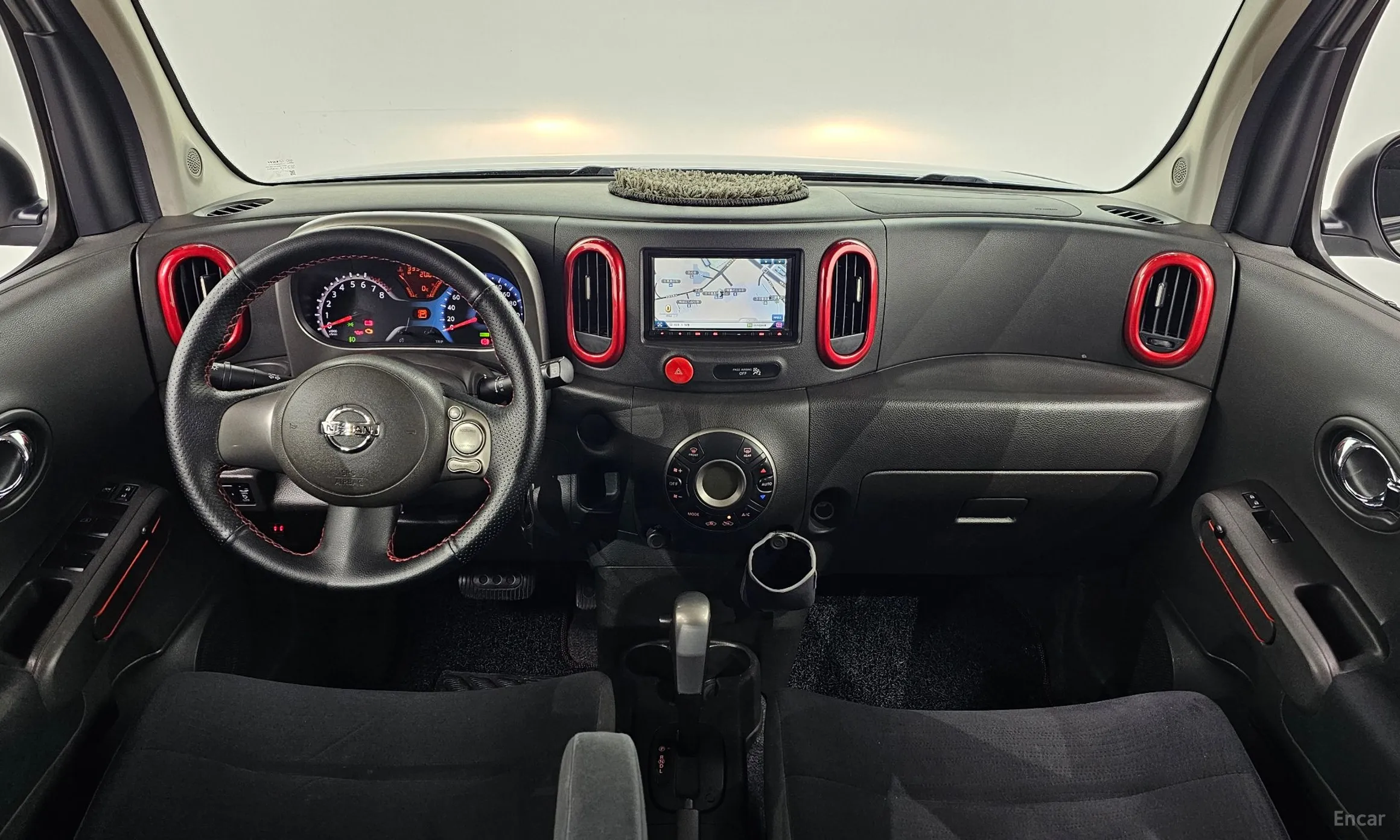 Nissan Cube превью 7