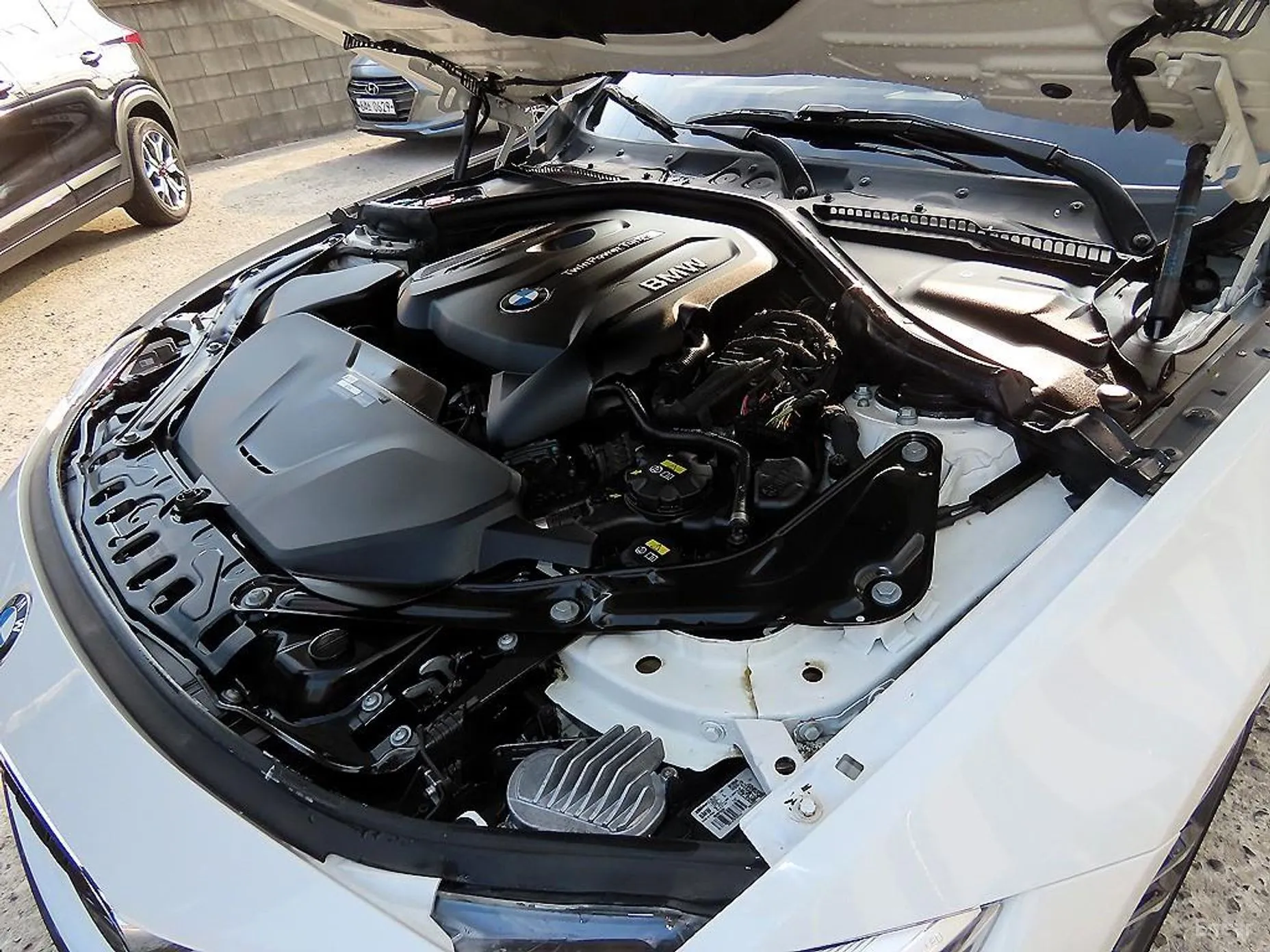 BMW Series 4 (F32) превью 18