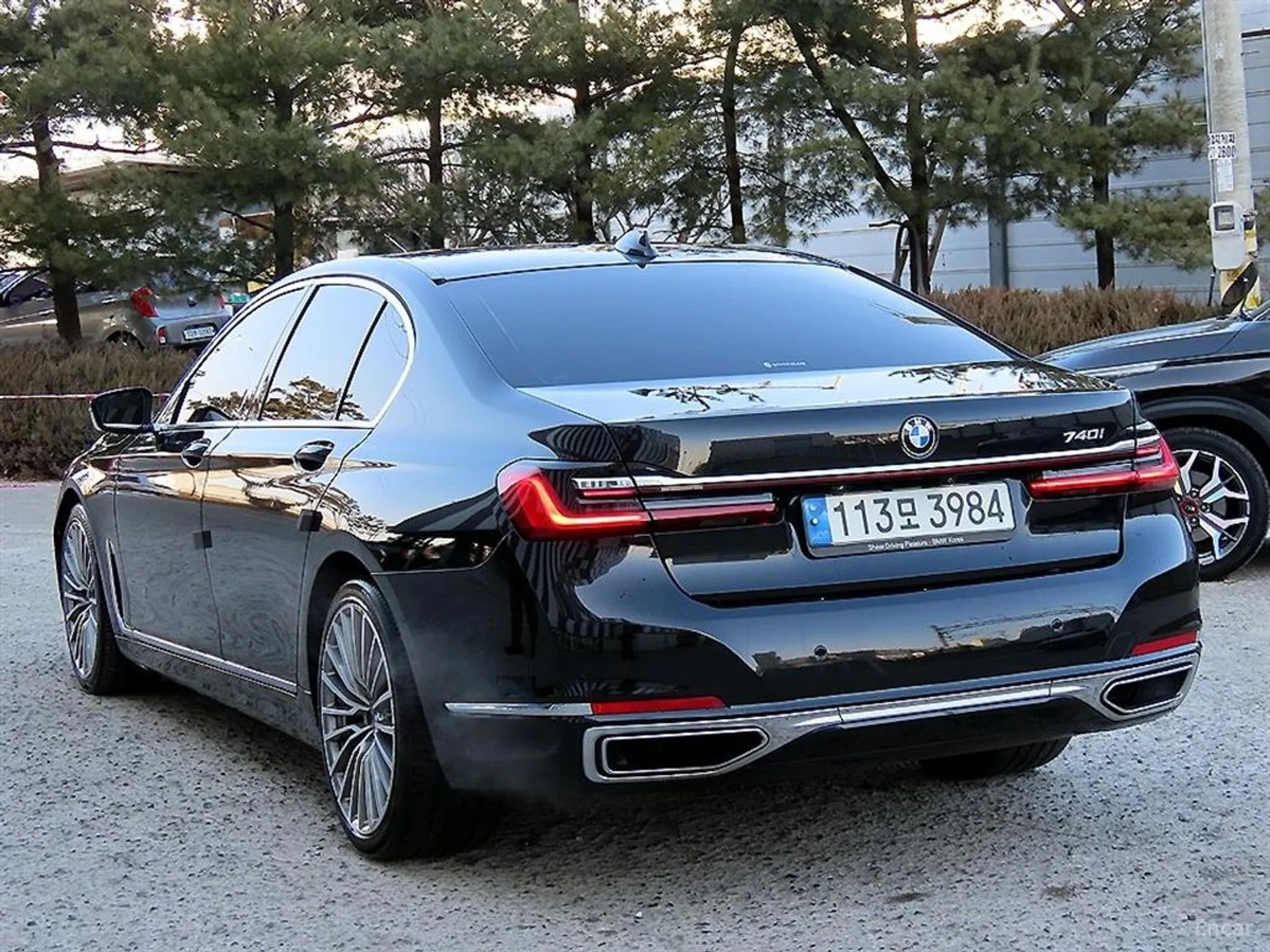BMW 7 Series (G11) превью 3