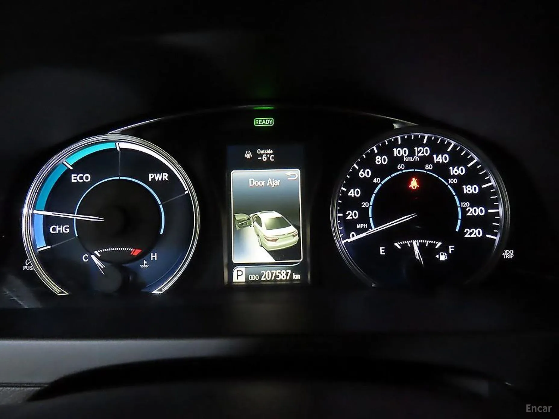 Toyota Camry (XV70) превью 9