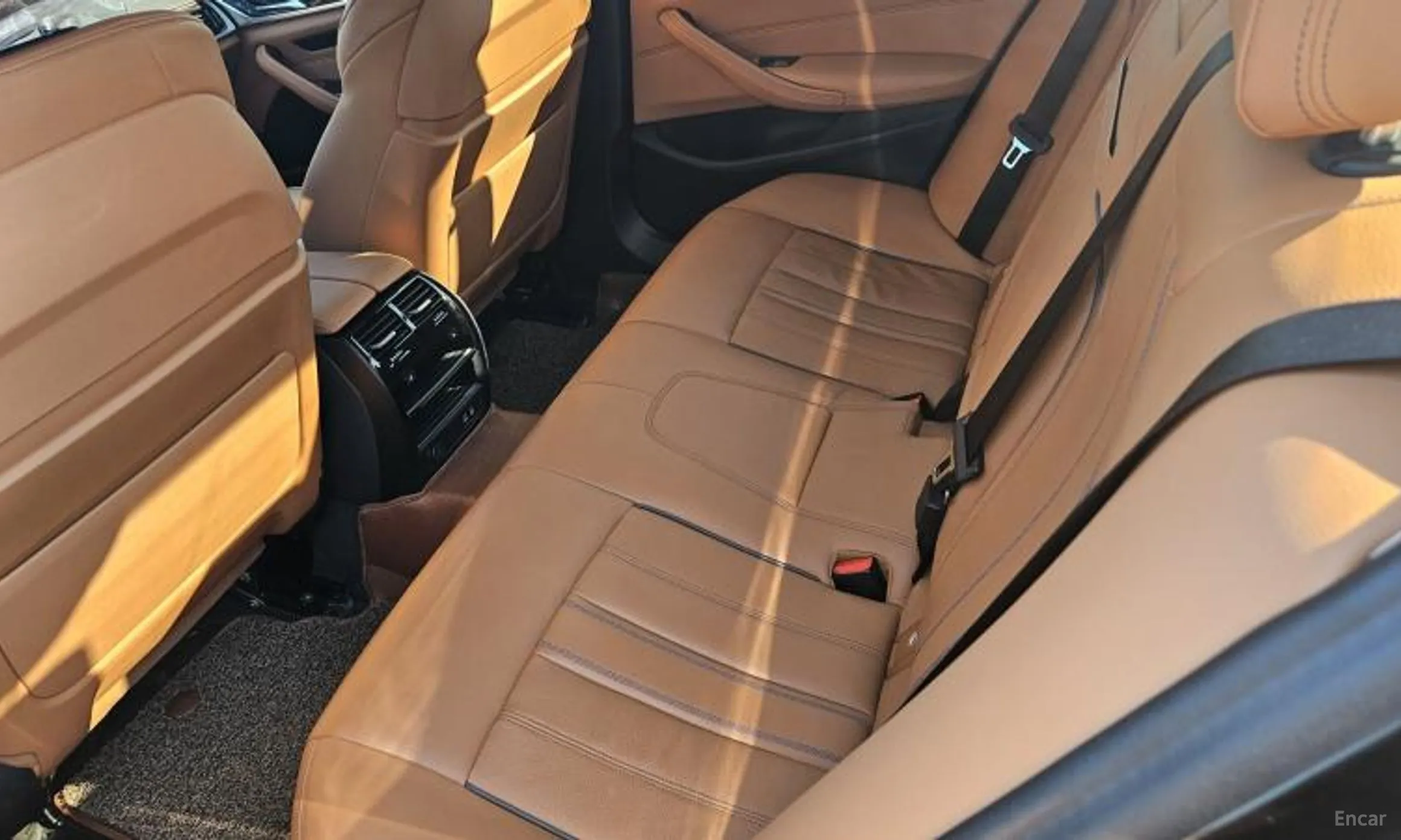 BMW 5 Series (G30) превью 5