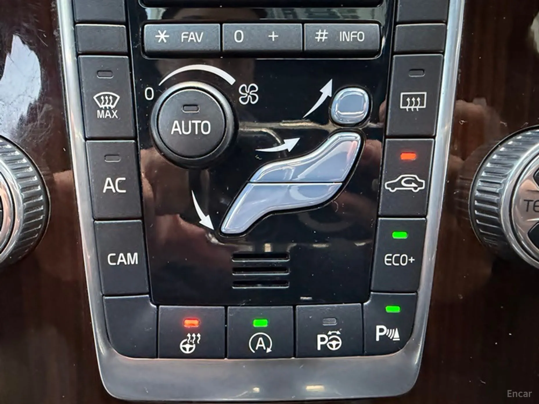 Volvo V60 превью 13