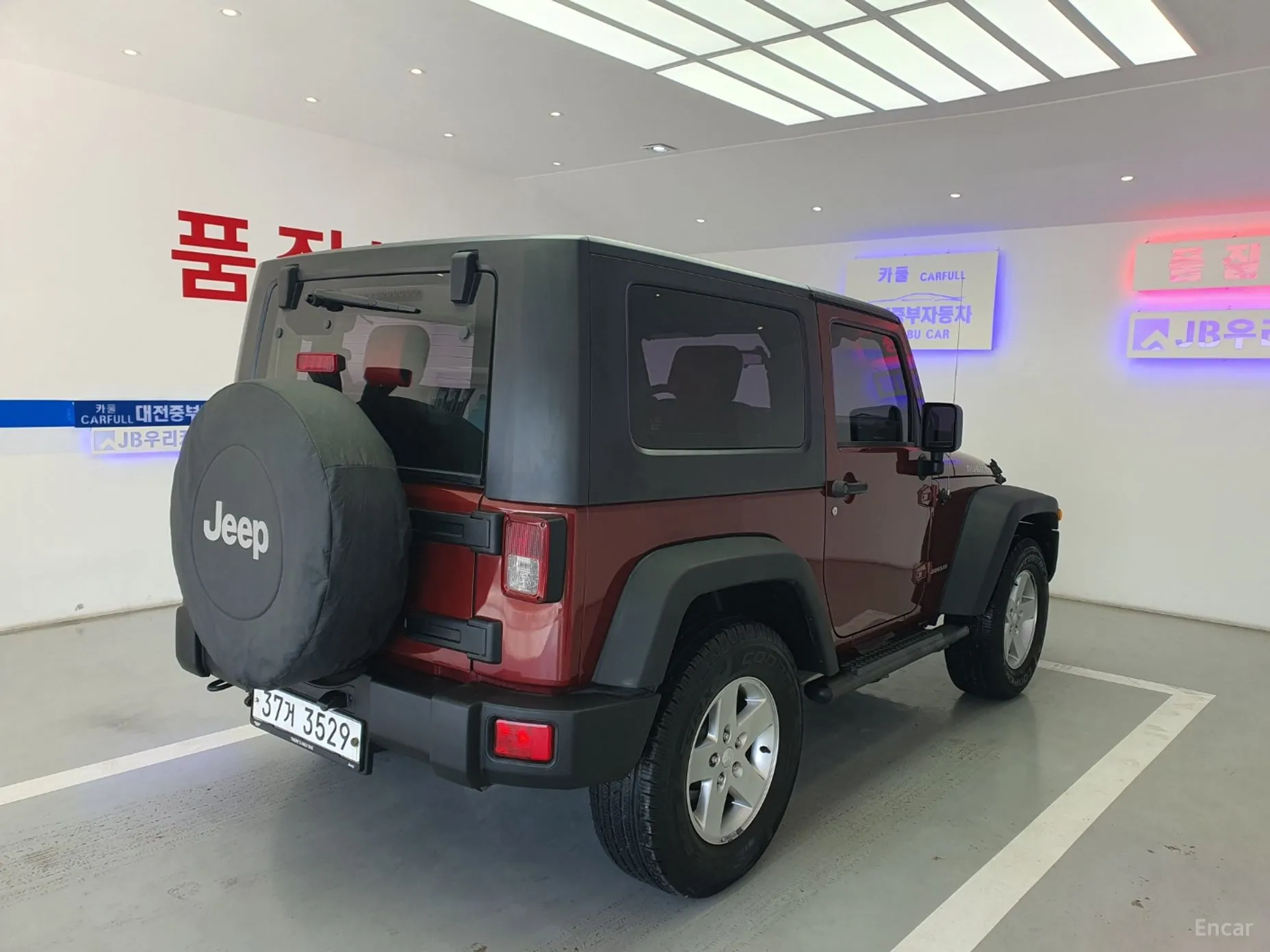 Jeep Wrangler (JK) превью 13