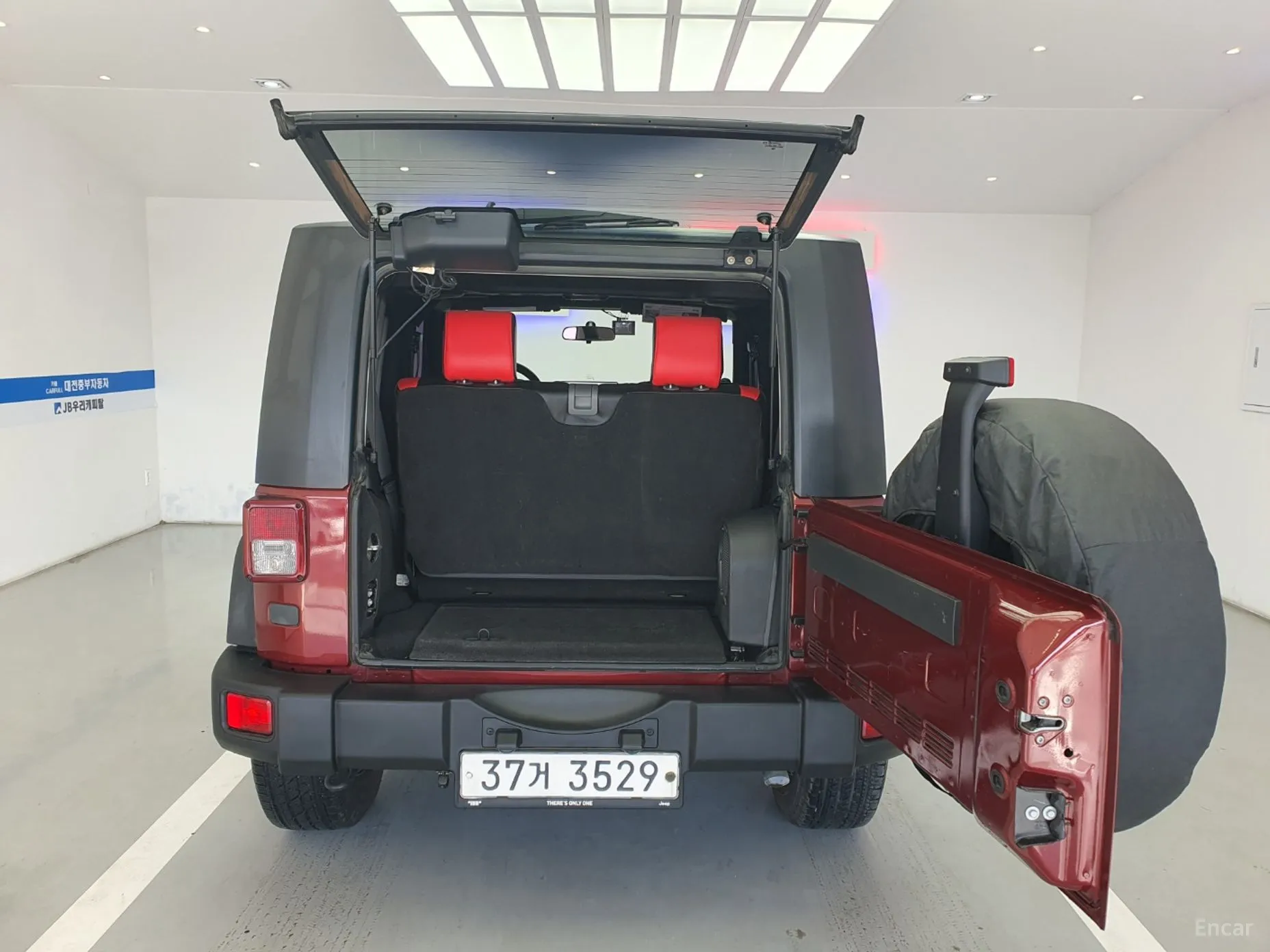 Jeep Wrangler (JK) превью 19