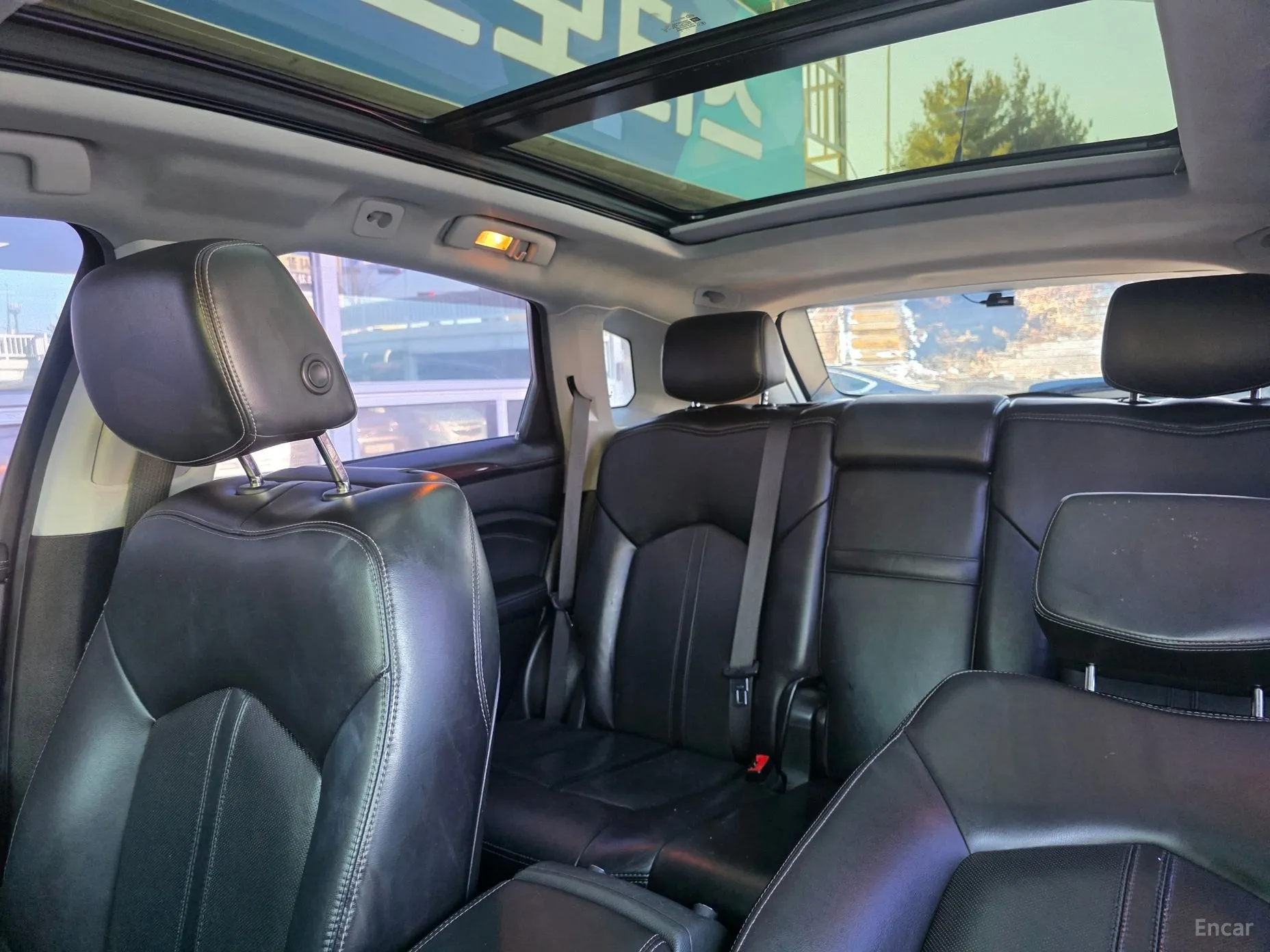 Cadillac All new SRX превью 15