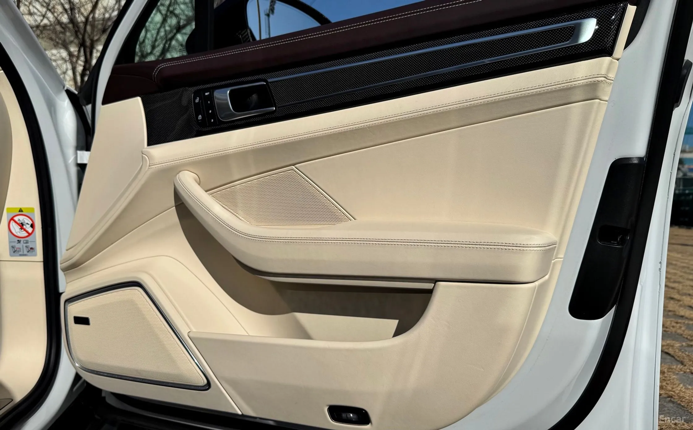 Porsche Panamera (971) превью 16