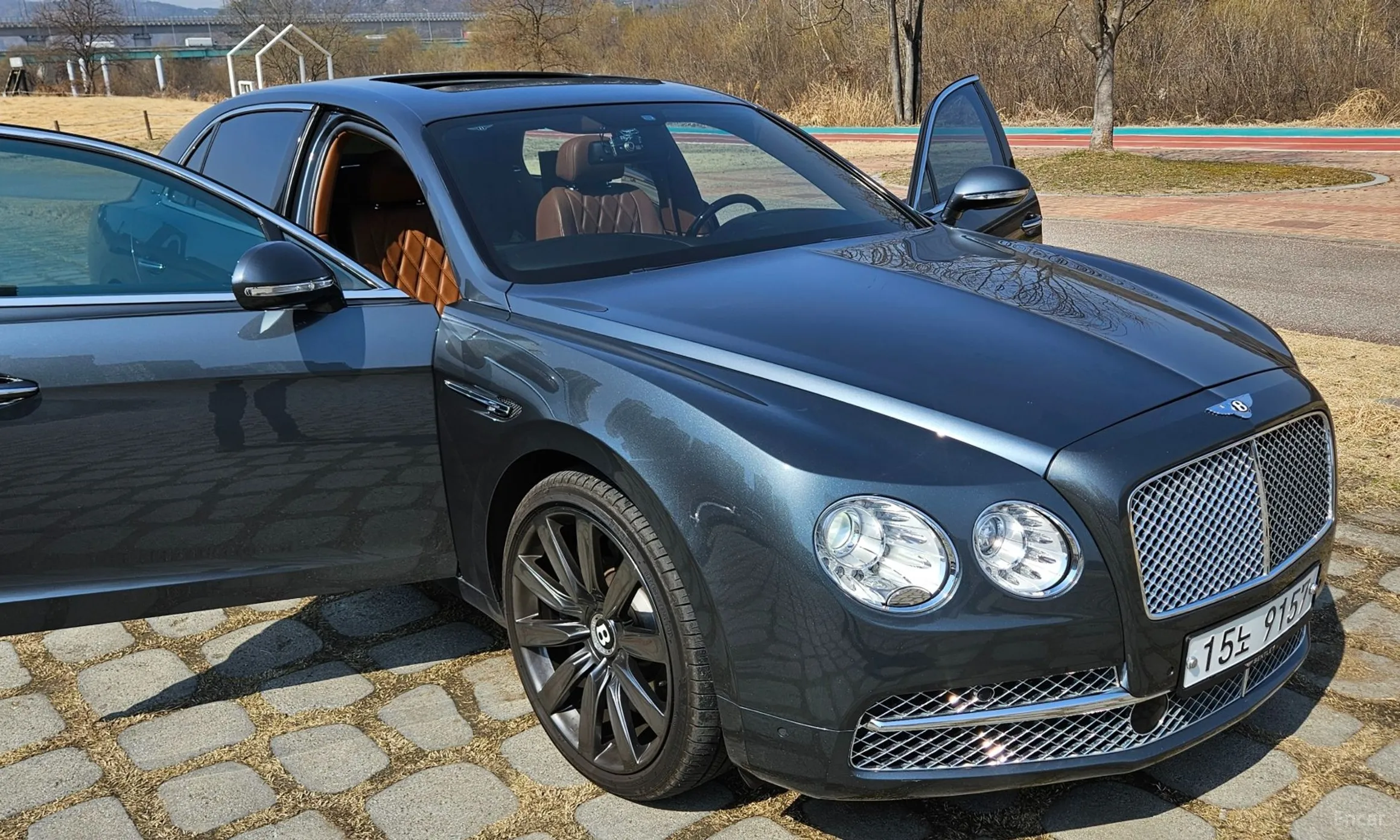 Bentley Flying Spur 2nd Generation превью 10