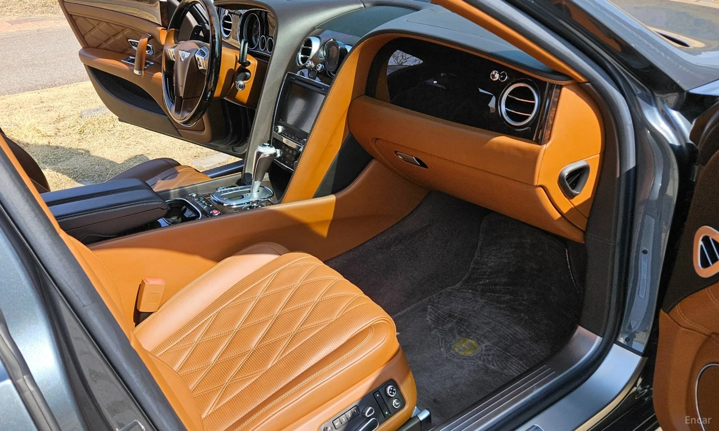 Bentley Flying Spur 2nd Generation превью 15