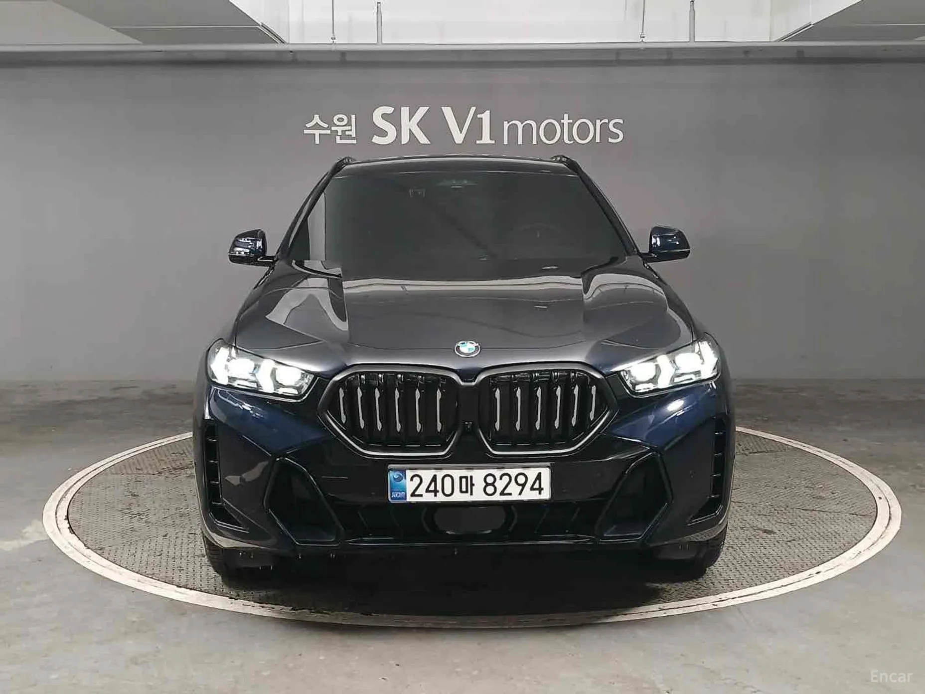 X6 (G06)