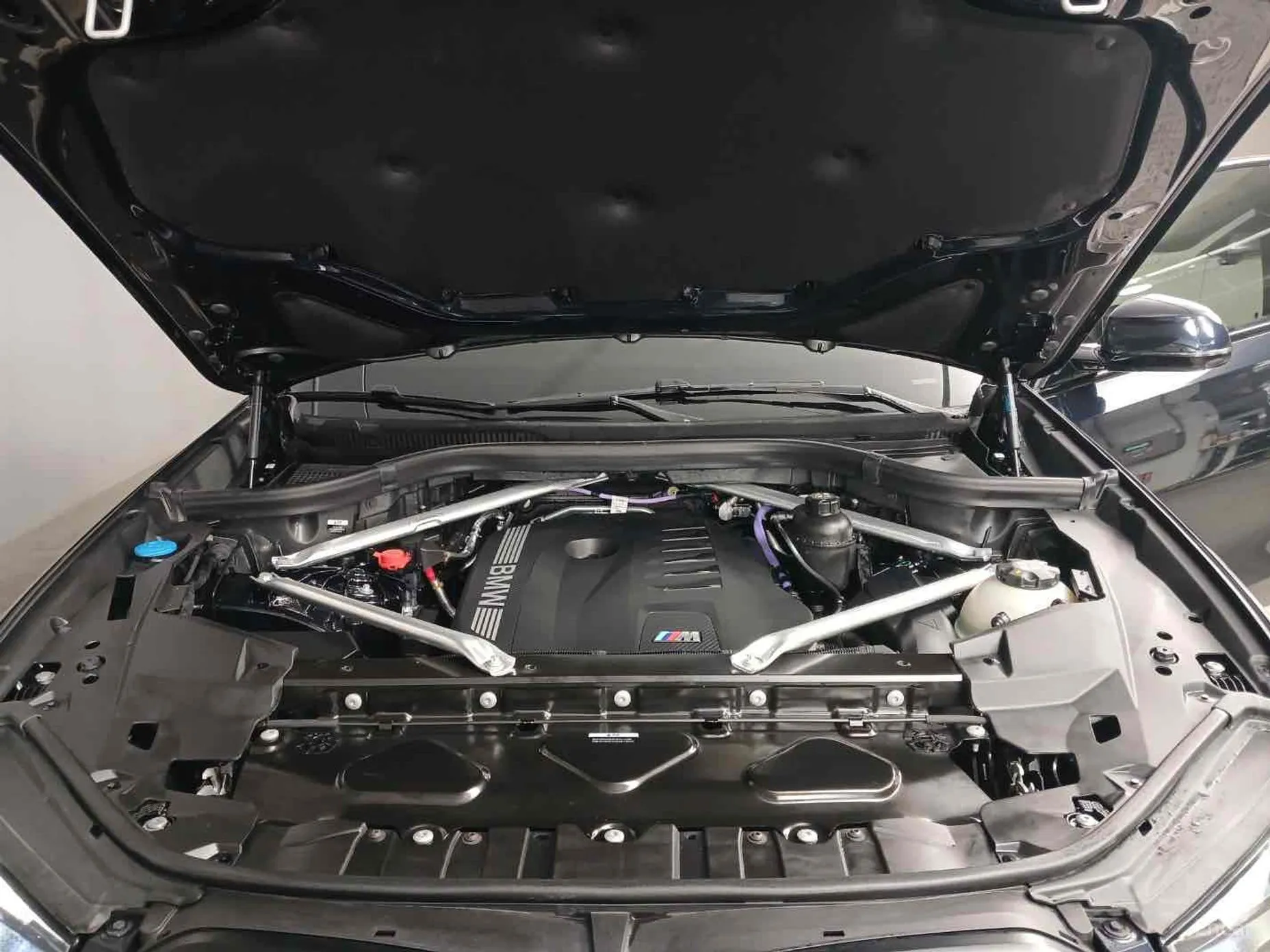 BMW X6 (G06) превью 19