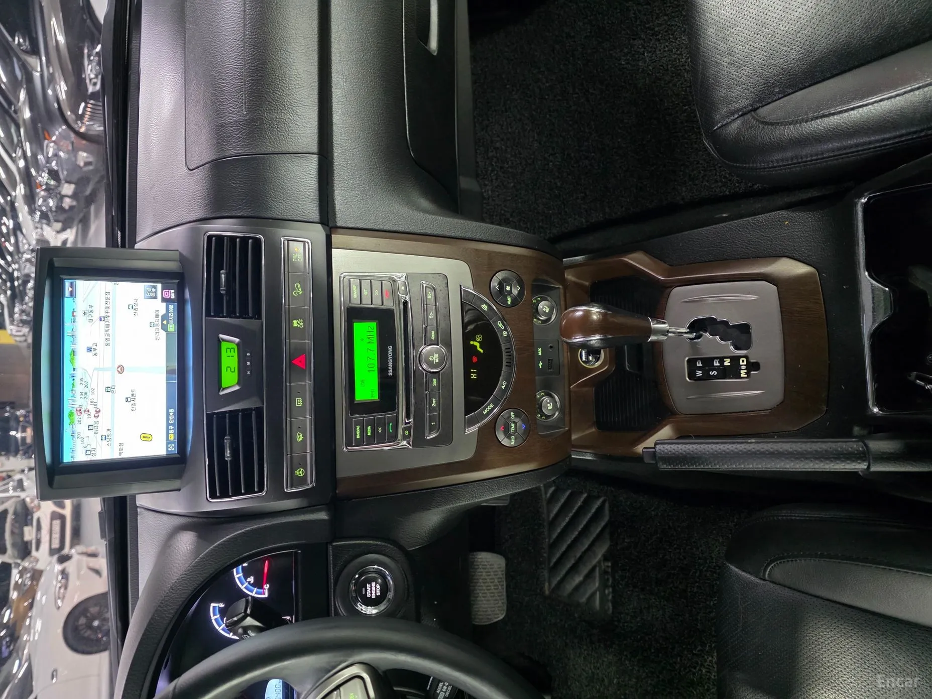 KG Mobility (SsangYong) Rexton W превью 10