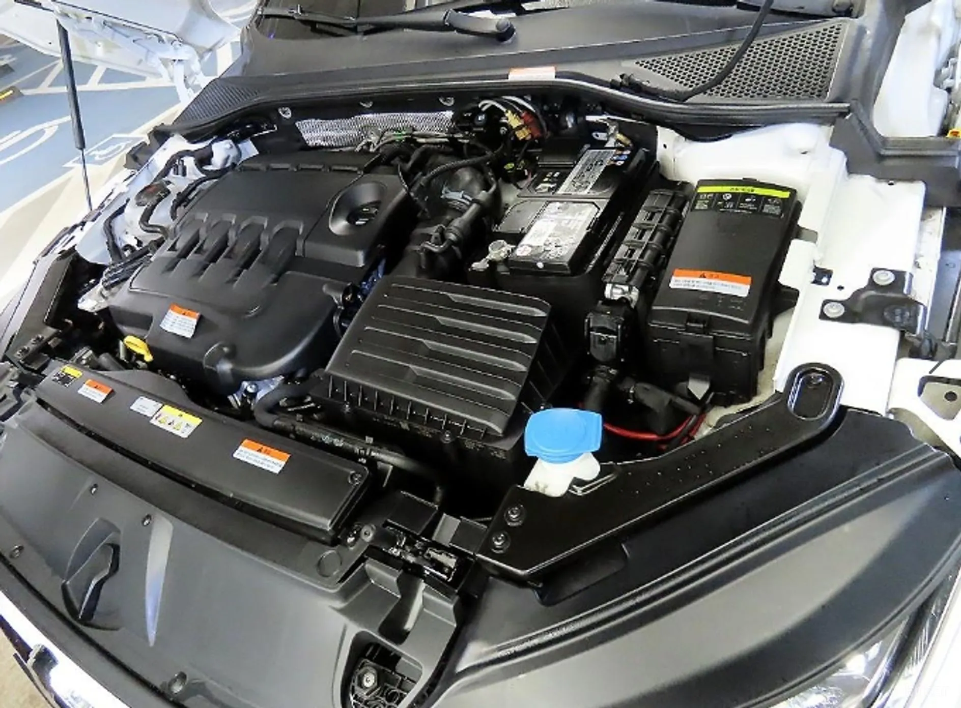 Volkswagen Ateon превью 19