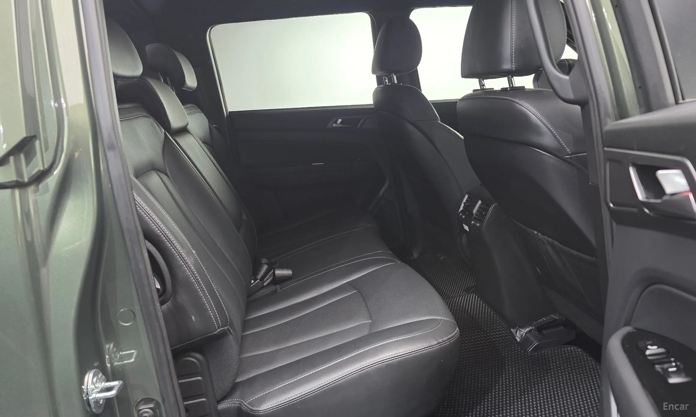KG Mobility (SsangYong) Rexton Sports превью 12