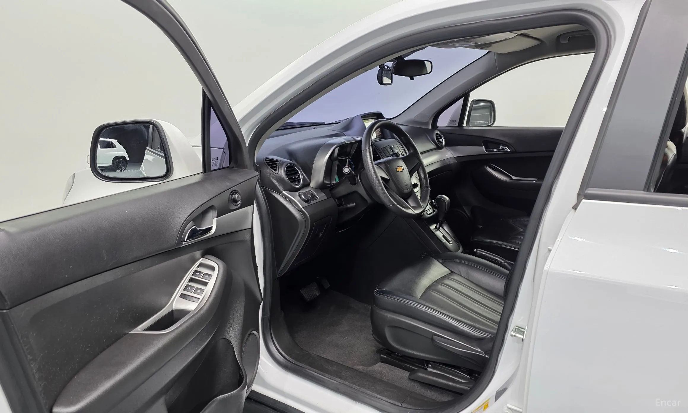 Chevrolet (GM Daewoo) Orlando превью 11