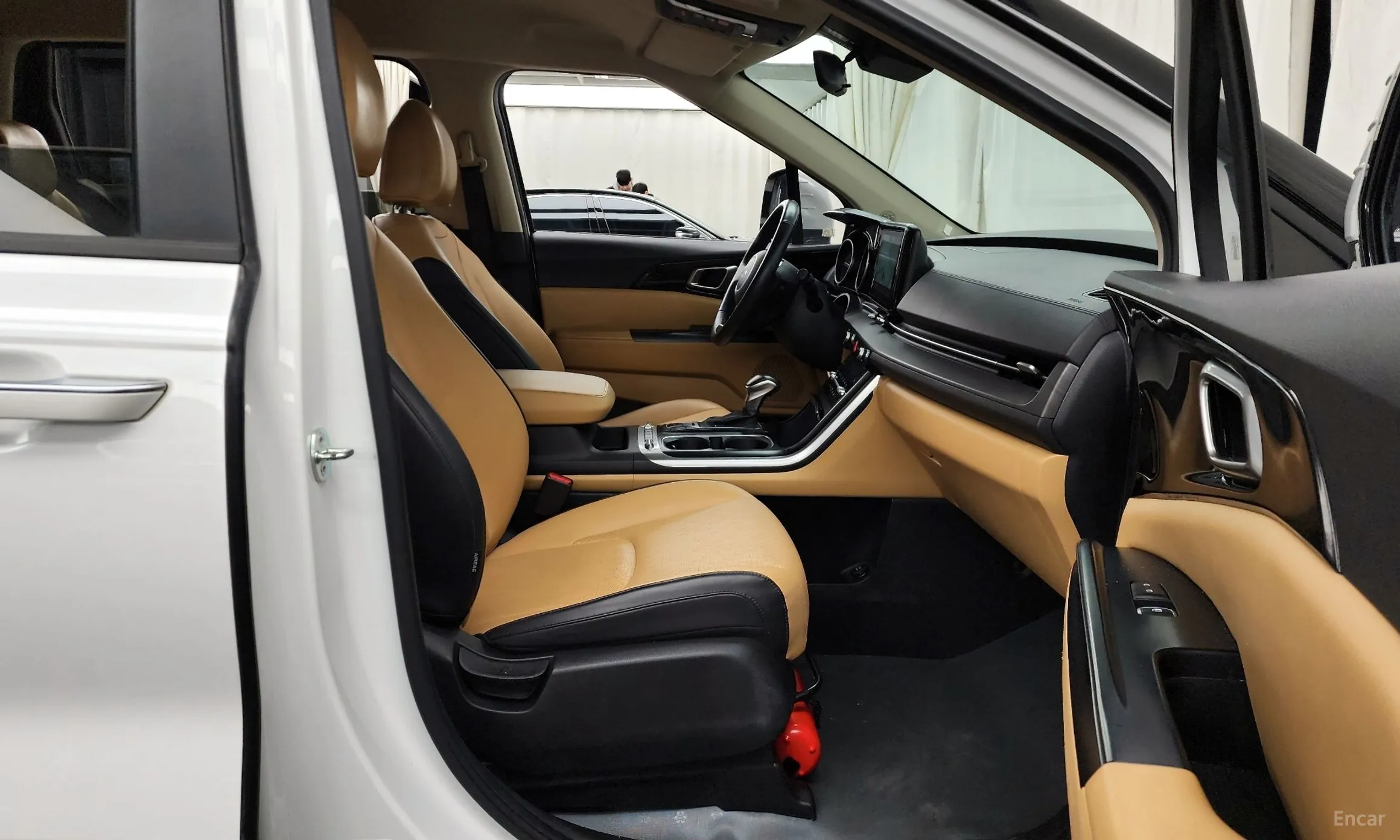 Kia Carnival Gen 4 превью 11