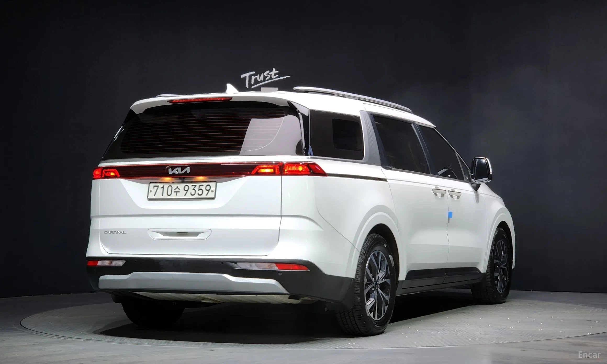 Kia Carnival Gen 4 превью 2