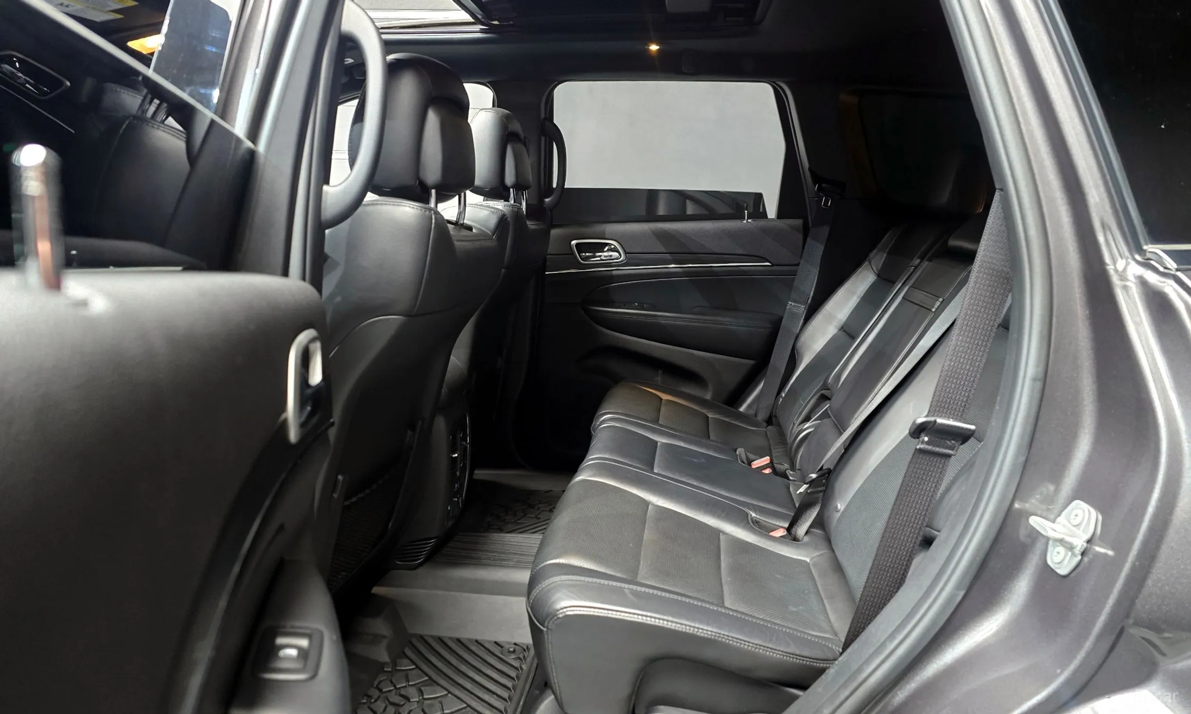 Jeep Grand Cherokee превью 13
