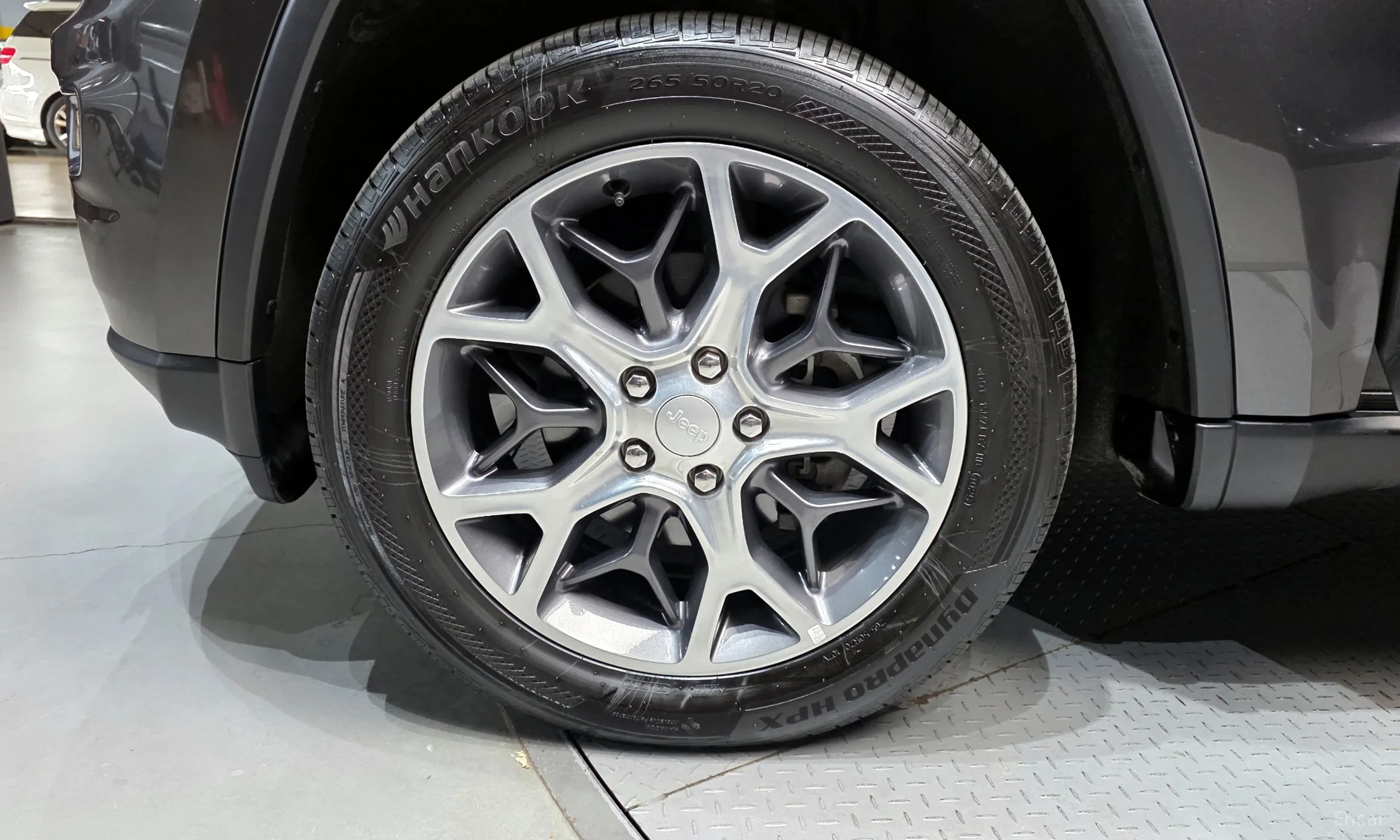 Jeep Grand Cherokee превью 5