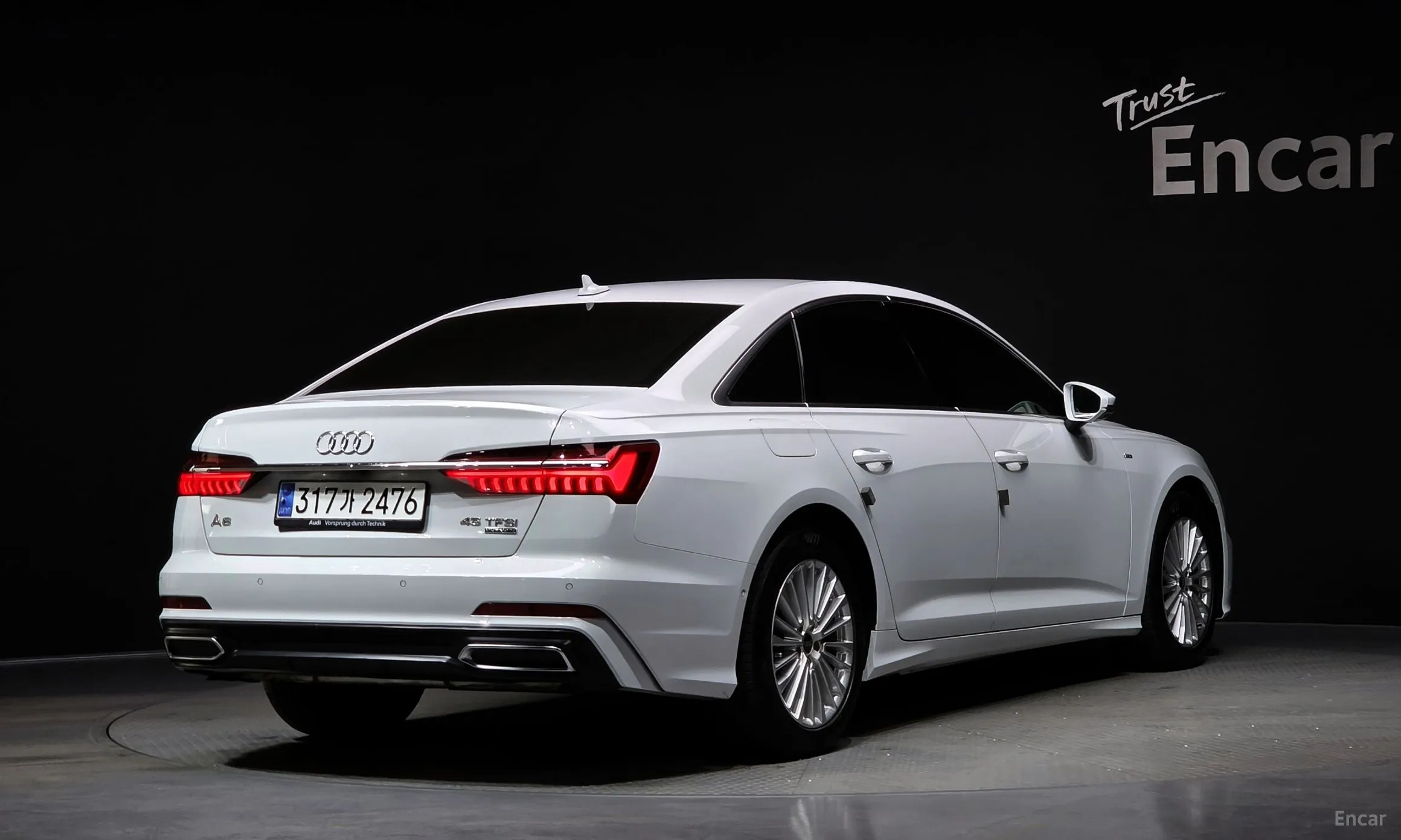 Audi A6 (C8)