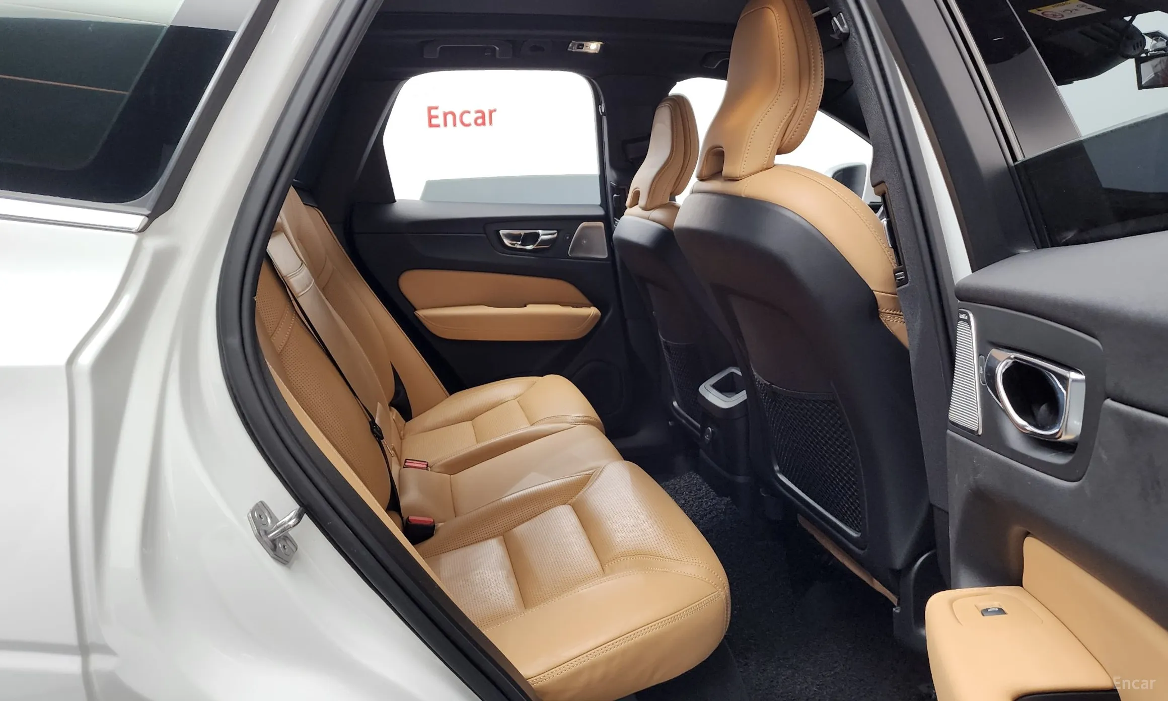 Volvo XC60 Gen 2 превью 12