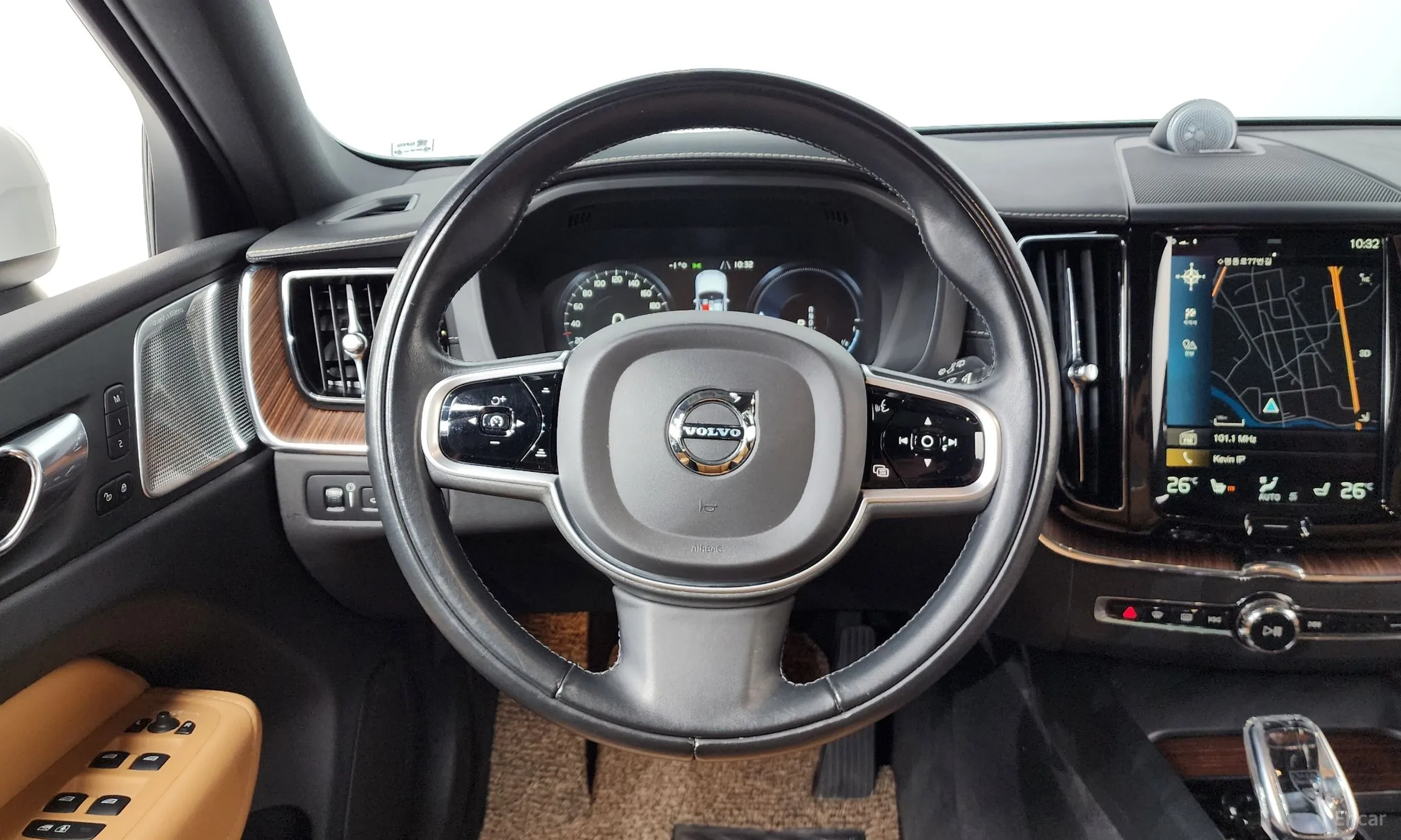 Volvo XC60 Gen 2 превью 13